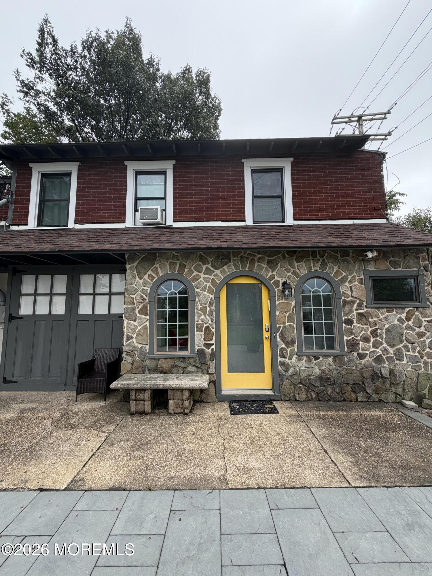 406 S Lake Drive — photo