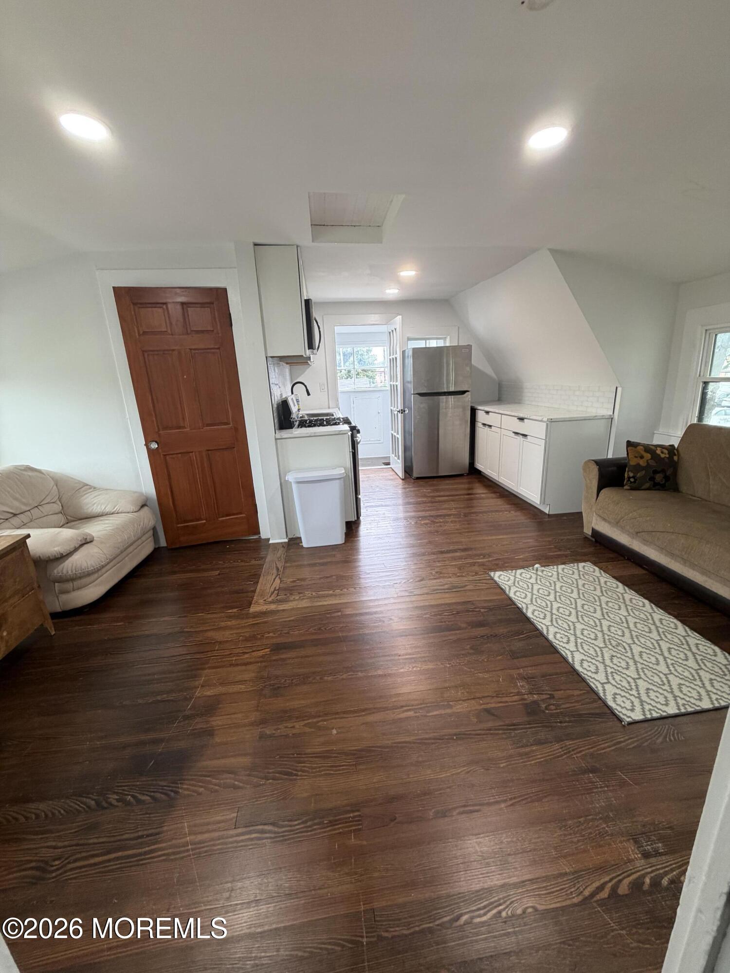 406 N Lake Drive — photo