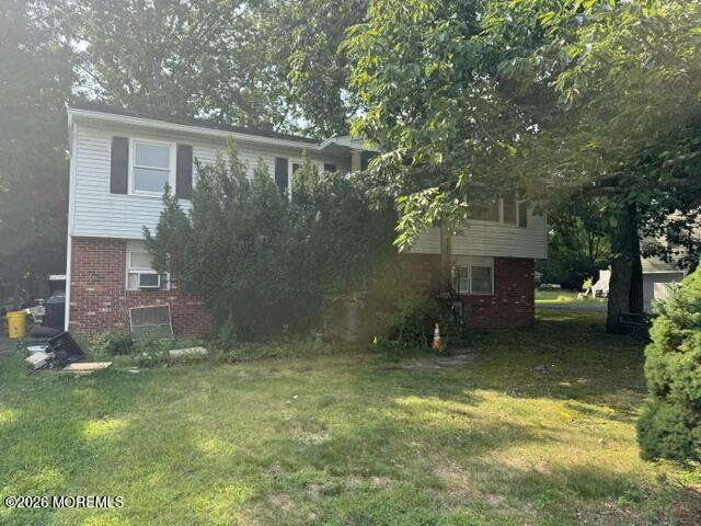 935 Woodlane Road — photo