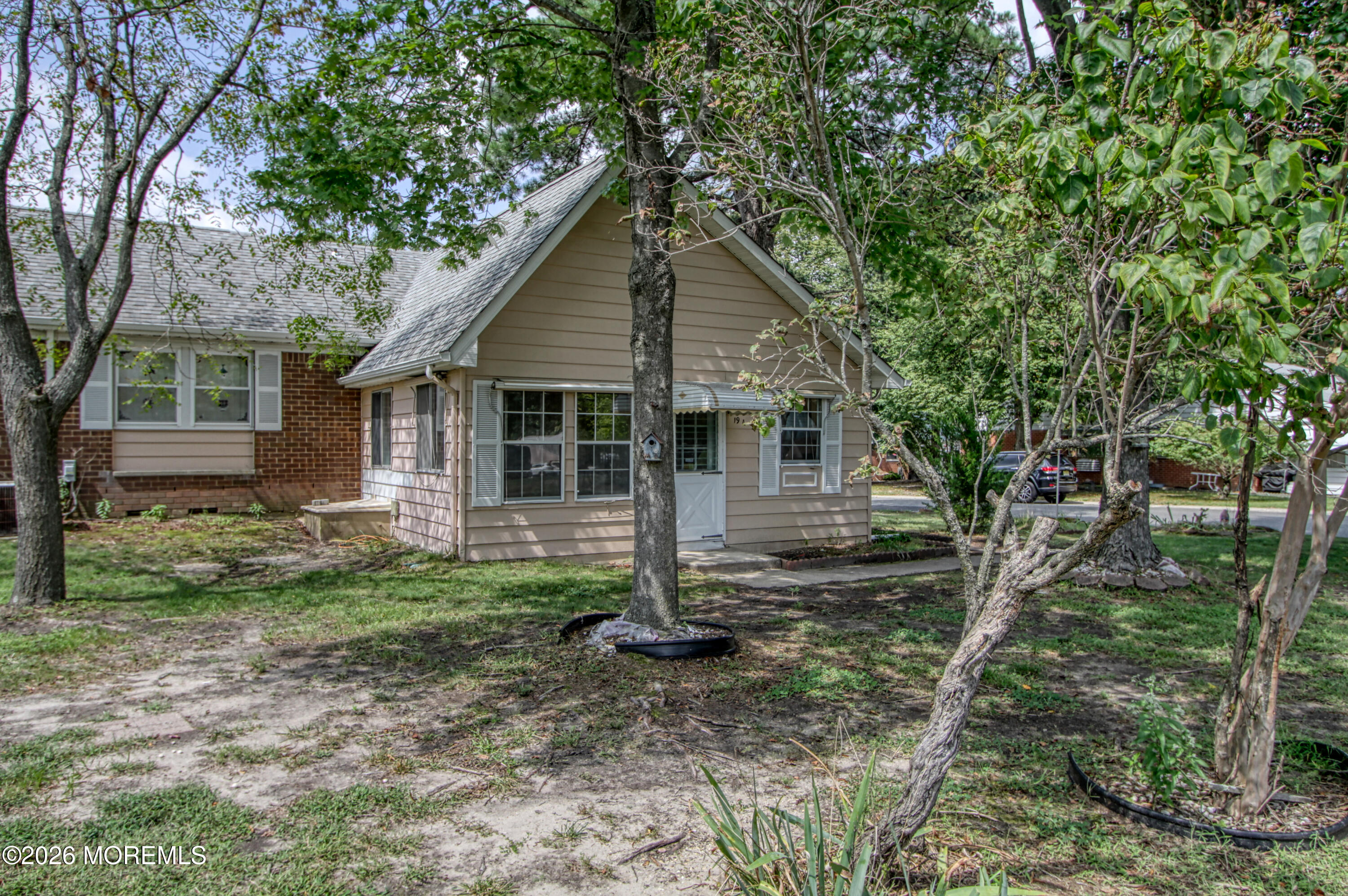 19 a Lexington Drive — photo