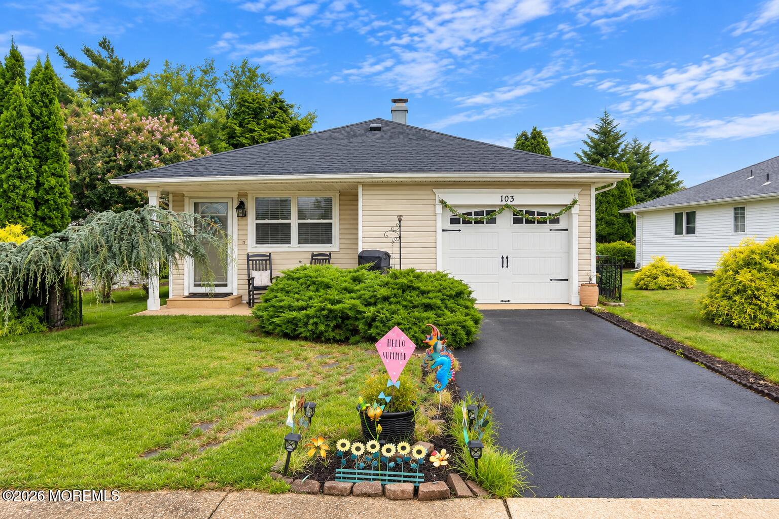 103 Guadeloupe Drive — photo