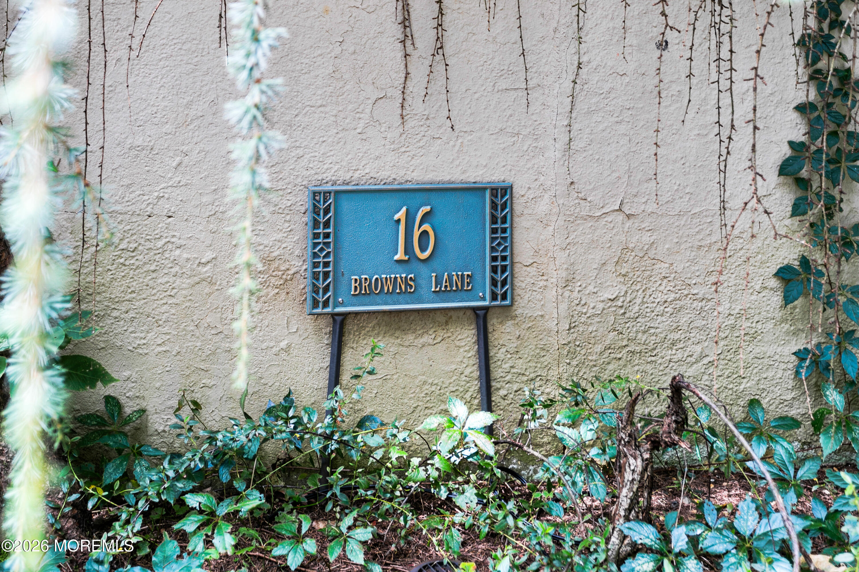 16 Browns Lane — photo