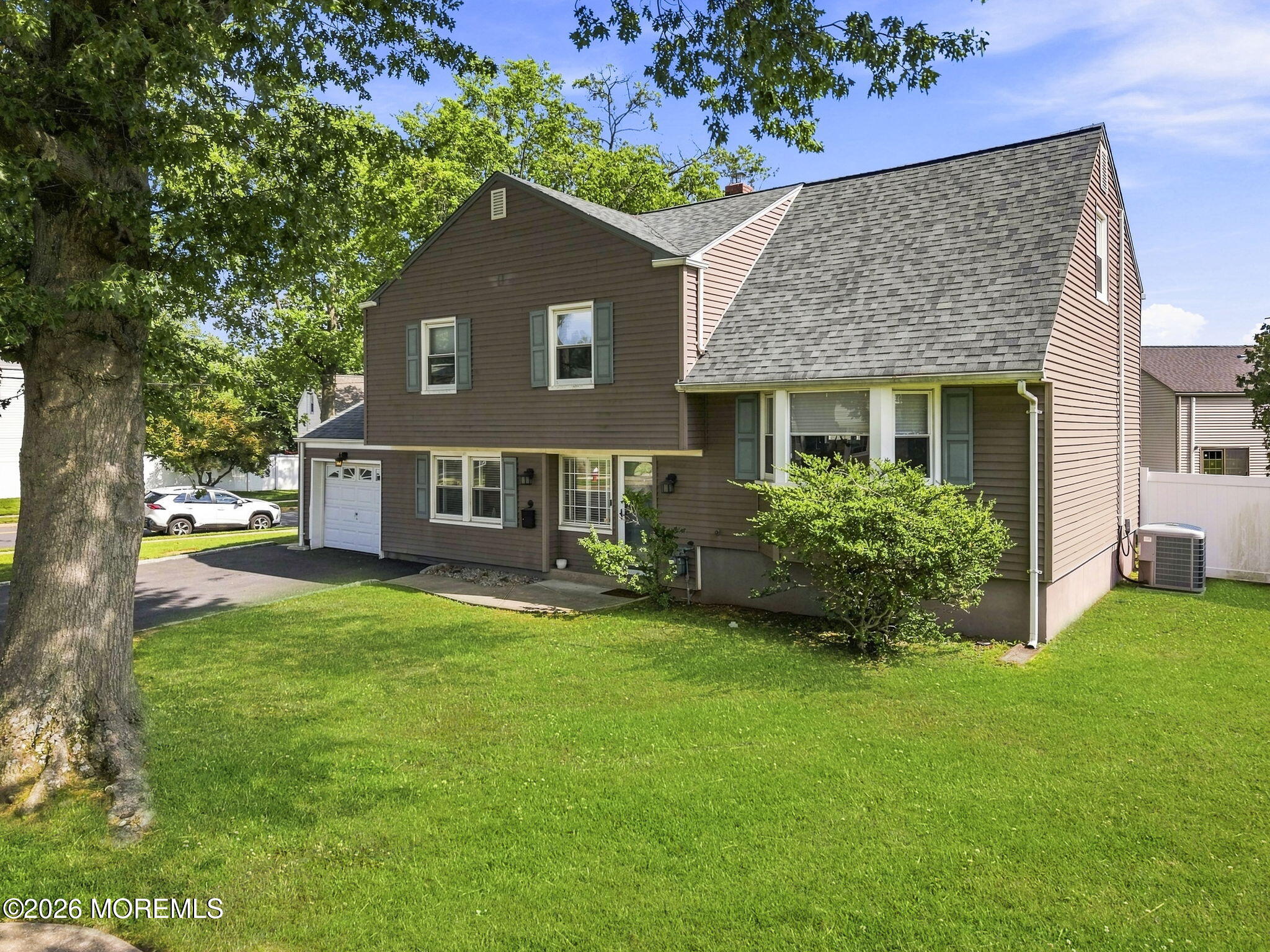 9 Meyer Road — photo