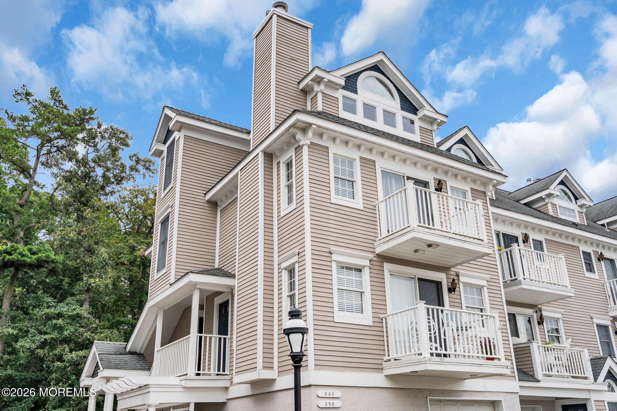 349 Harbor View Way — photo