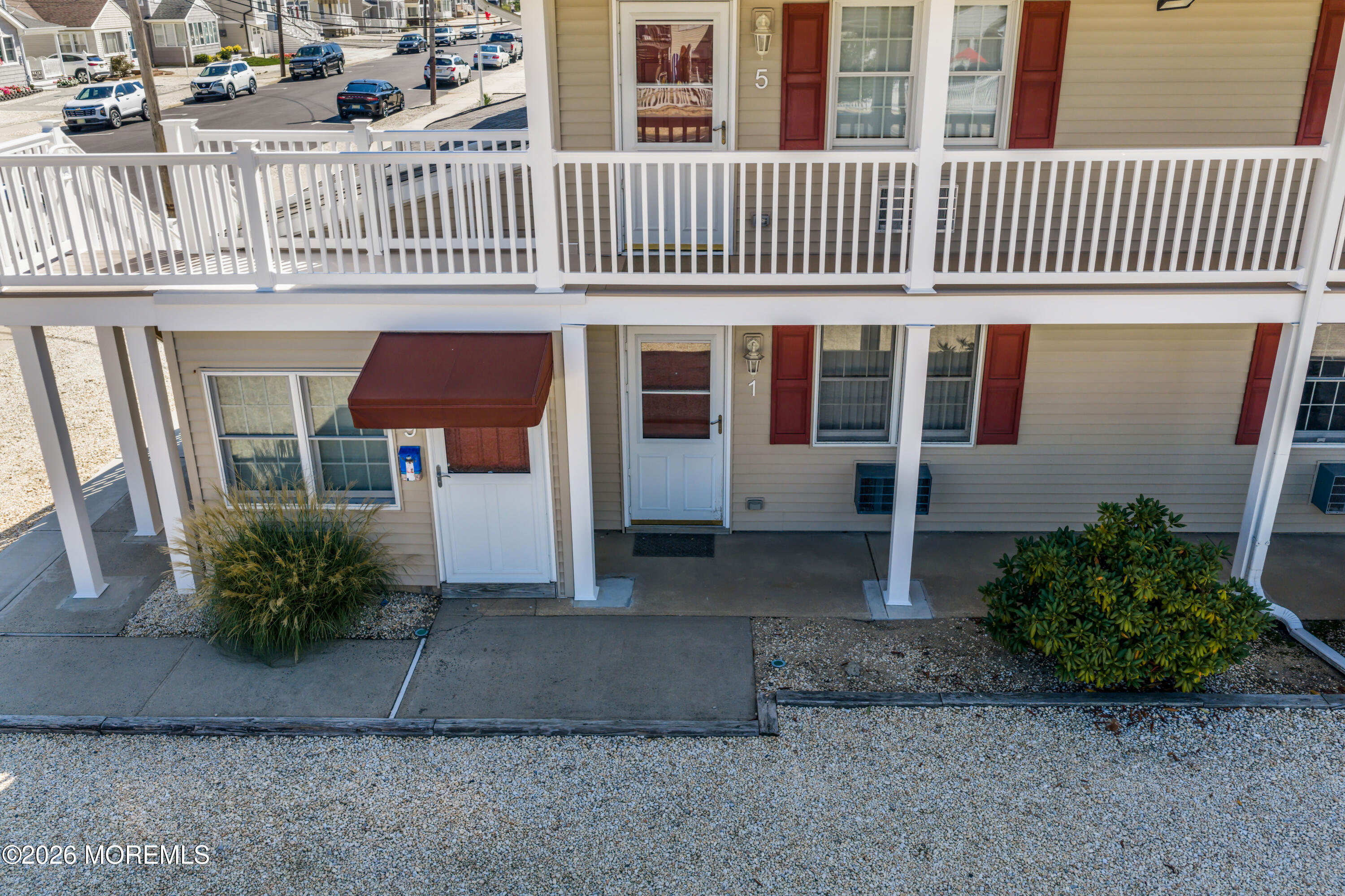 93 Grand Central Avenue Unit 1 — photo