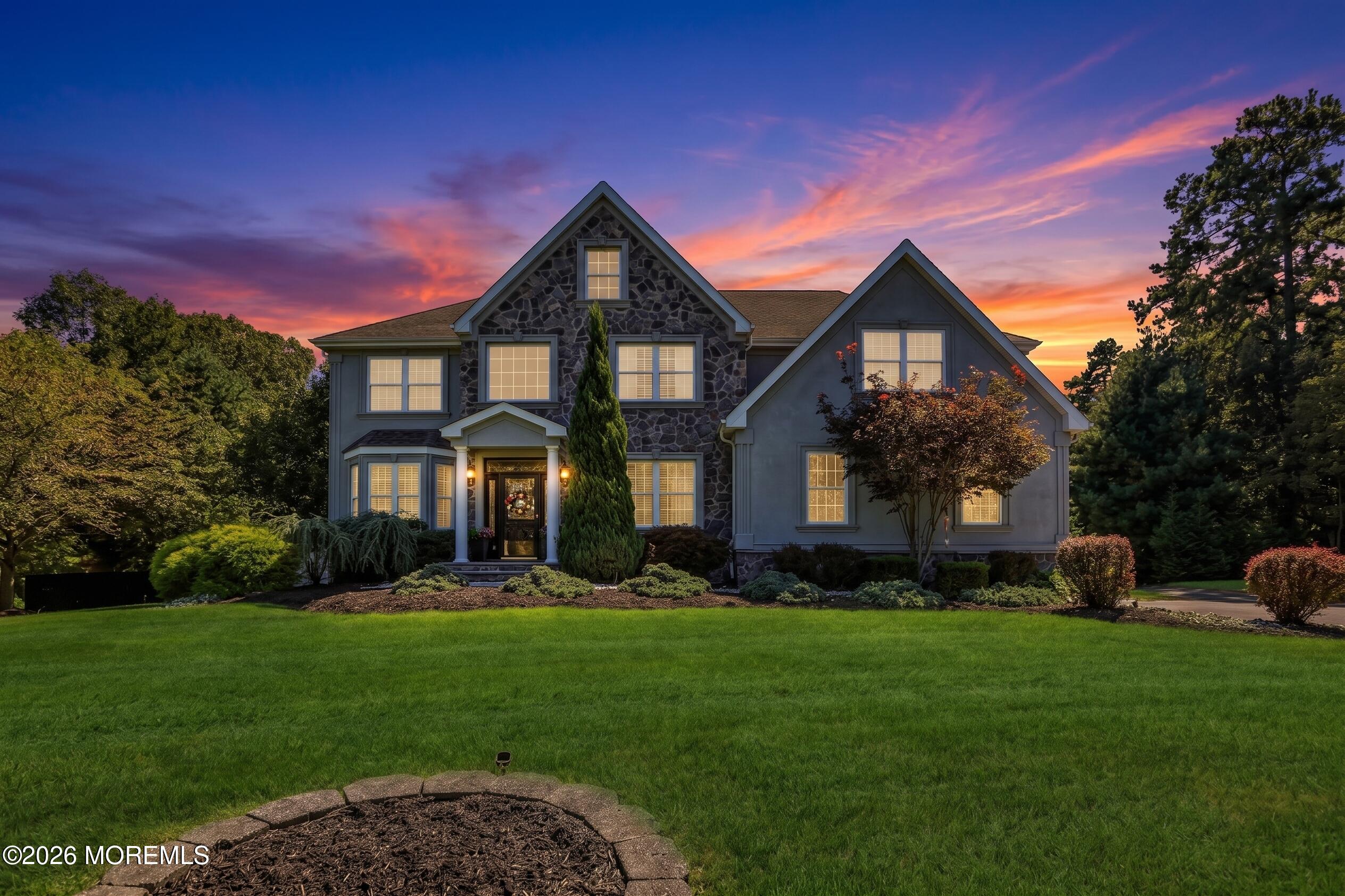 11 Swallow Tail Court — photo