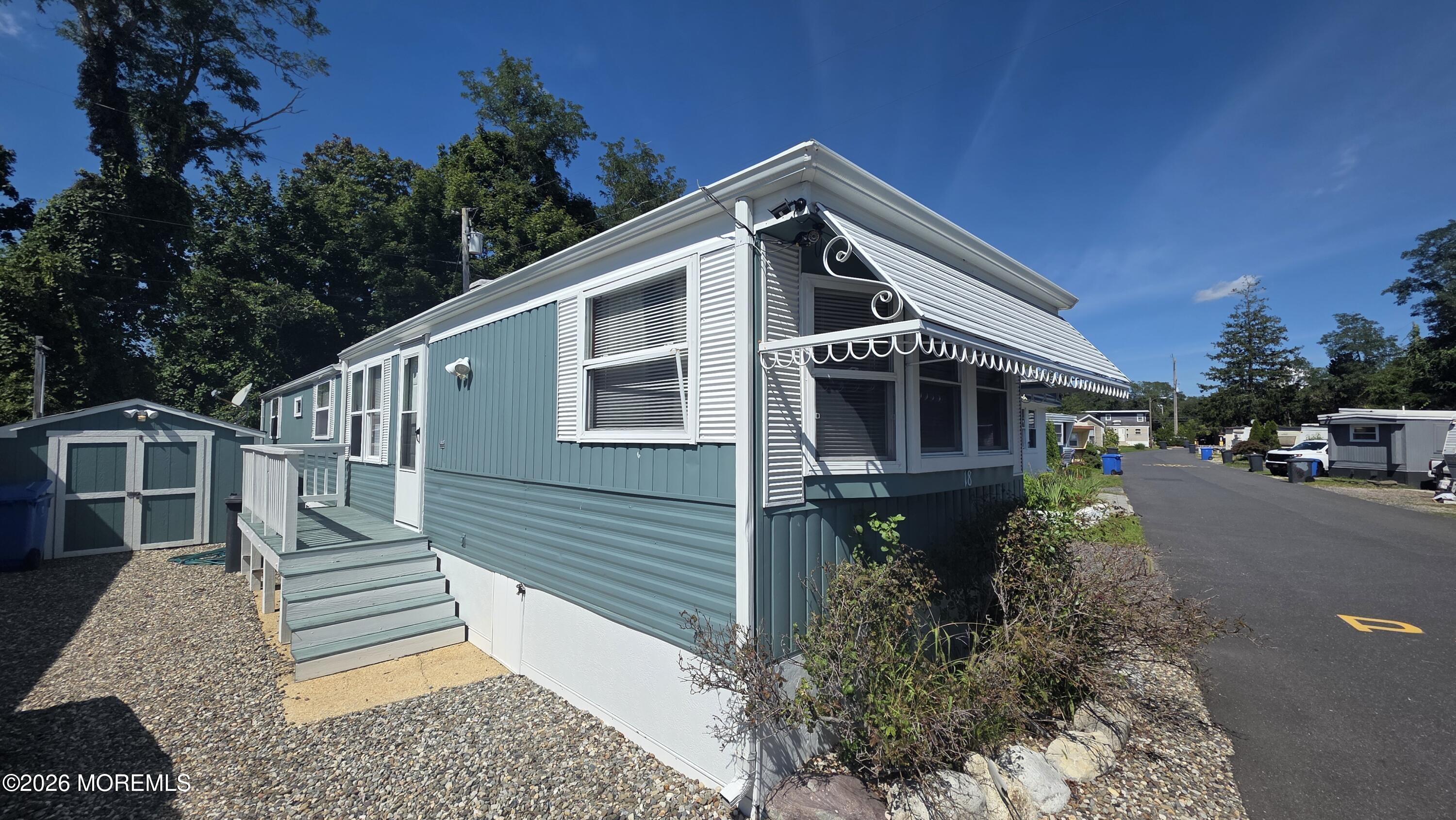 215 E Bay Avenue Lot 18 — photo