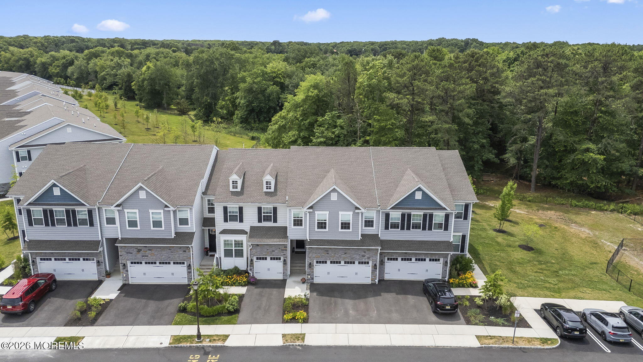 1006 Pheasant Lane #204 — photo