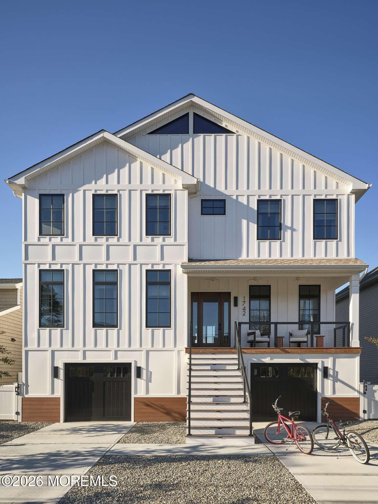 1742 Bay Boulevard — photo