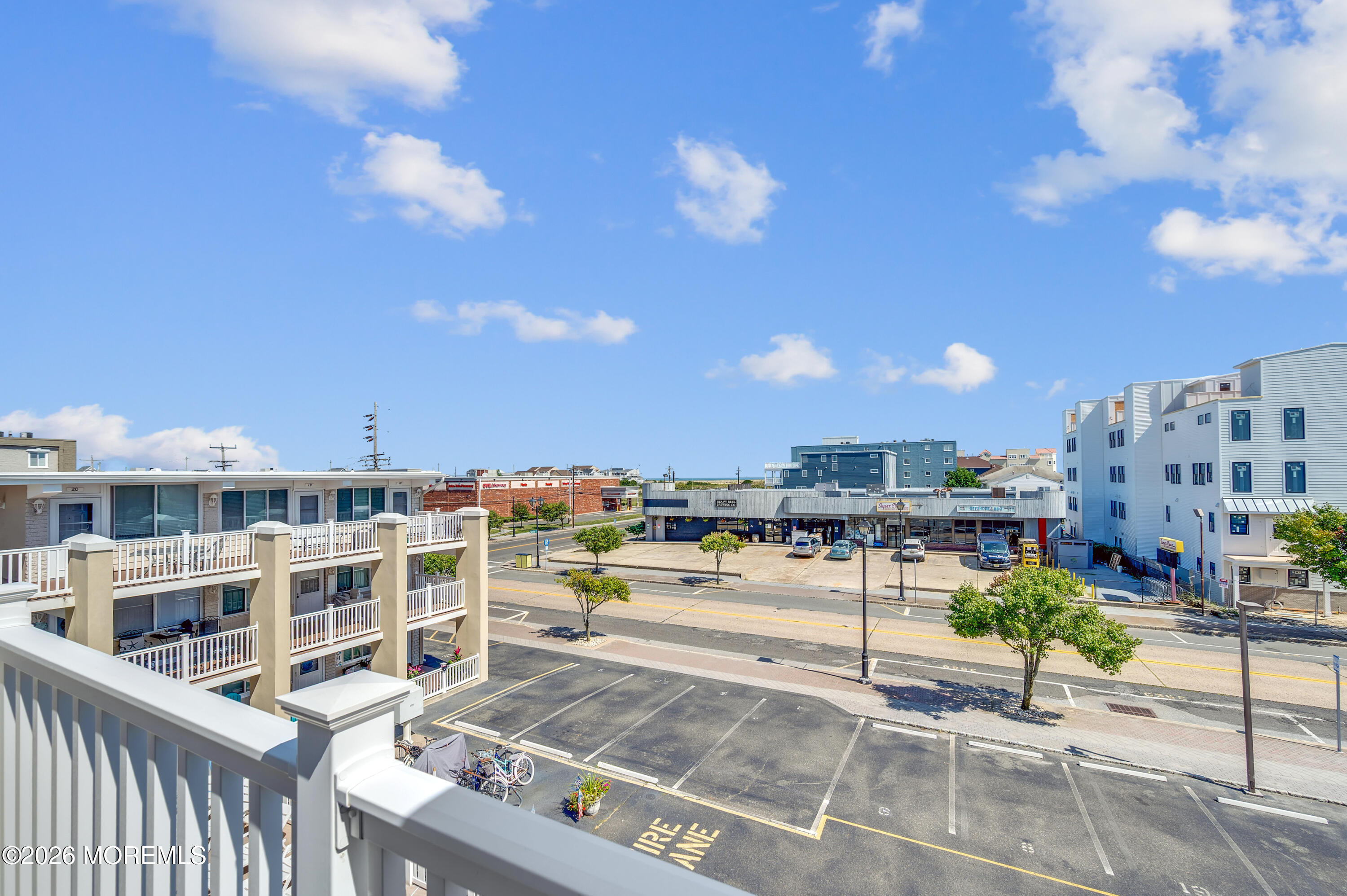 1501 E Boulevard 33 — photo
