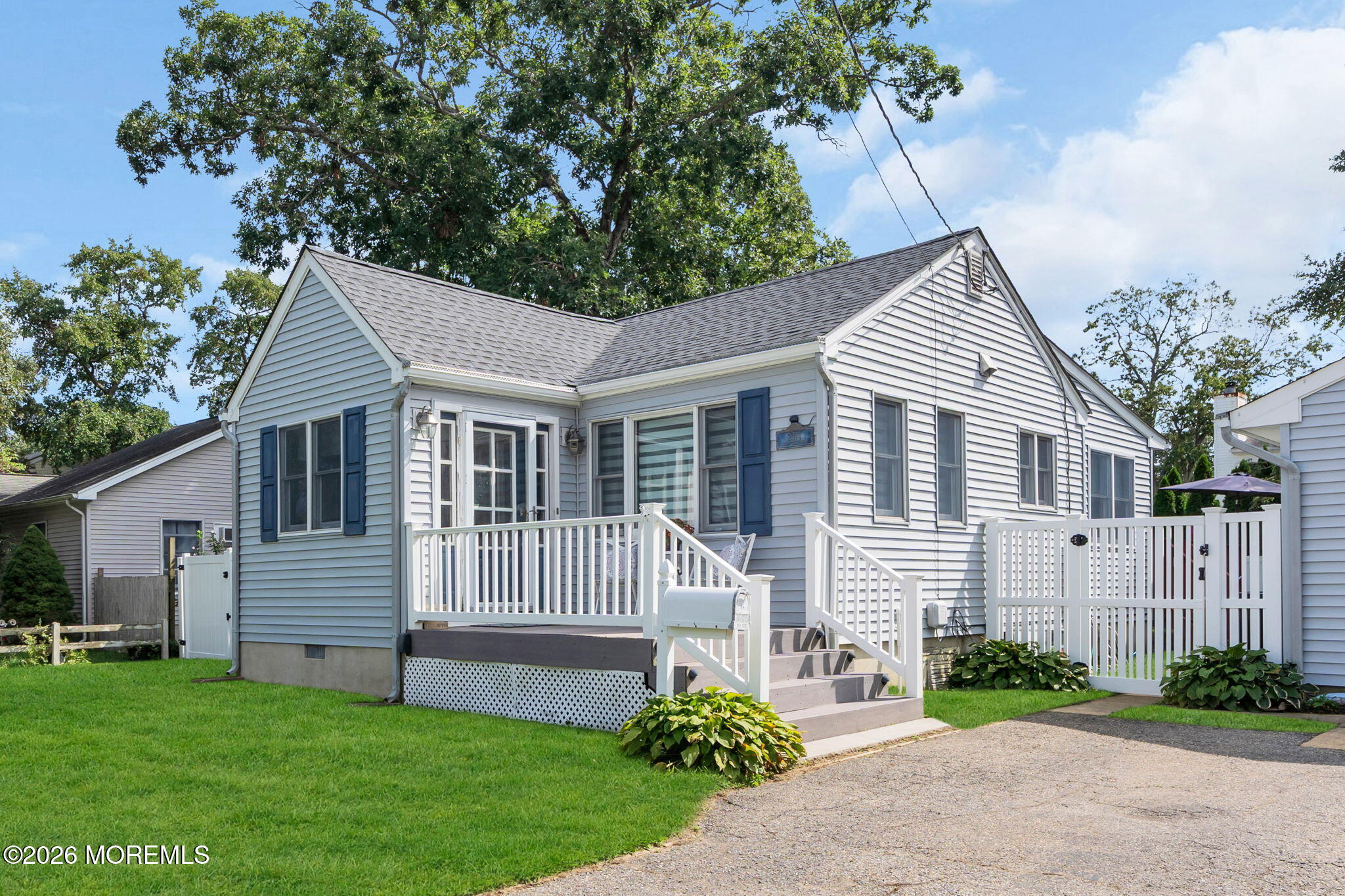2314 Oak Tree Road — photo
