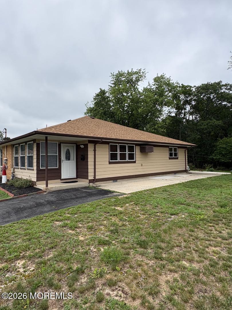 16 Allaire Drive — photo