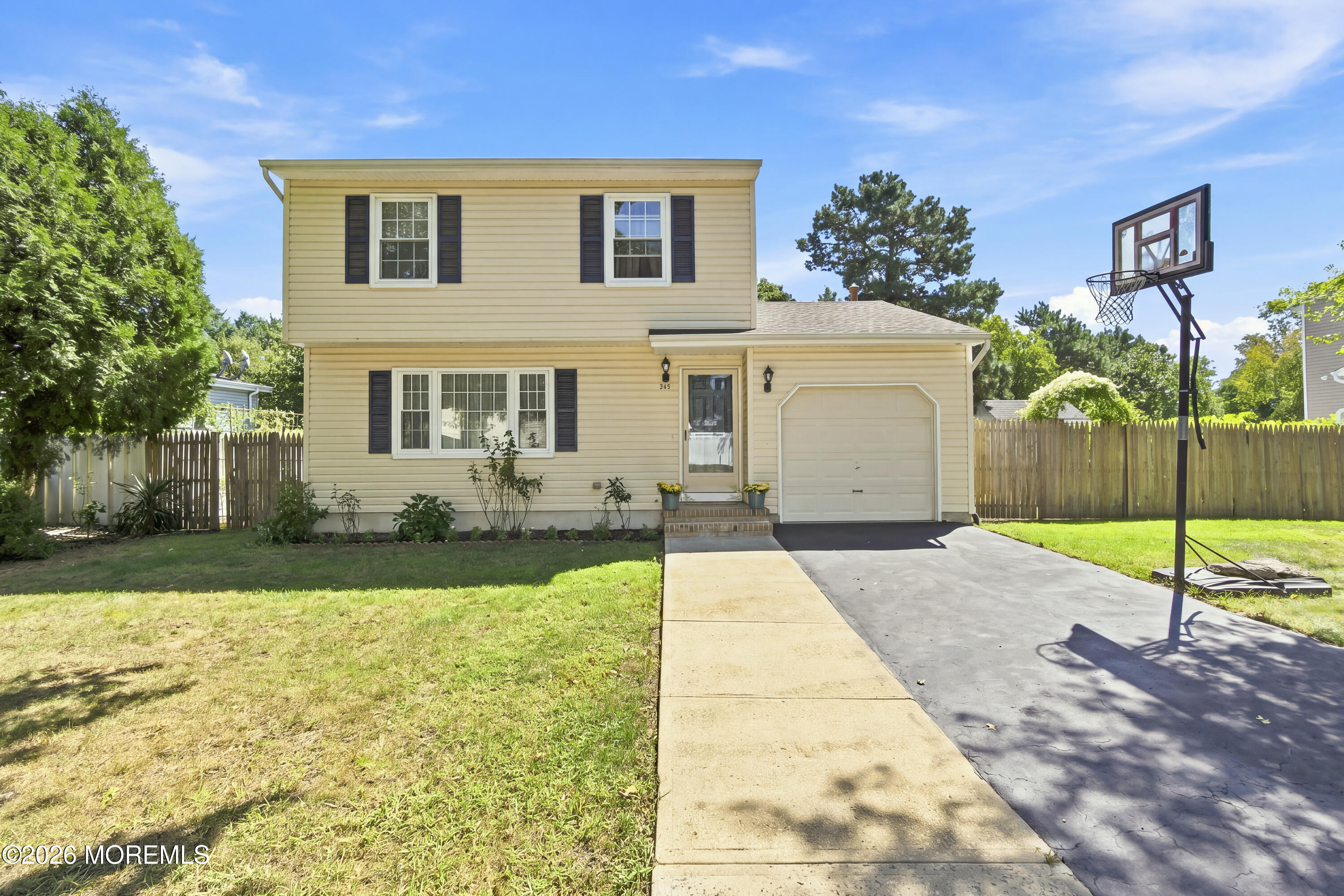974 Columbus Drive — photo