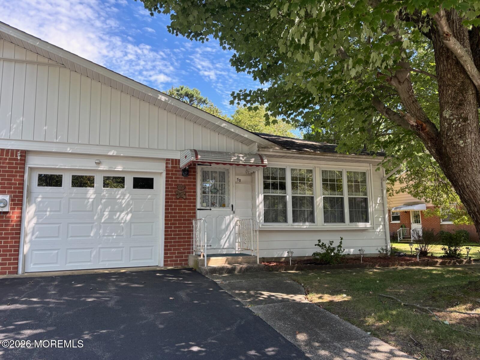 5B Monticello Drive B — photo