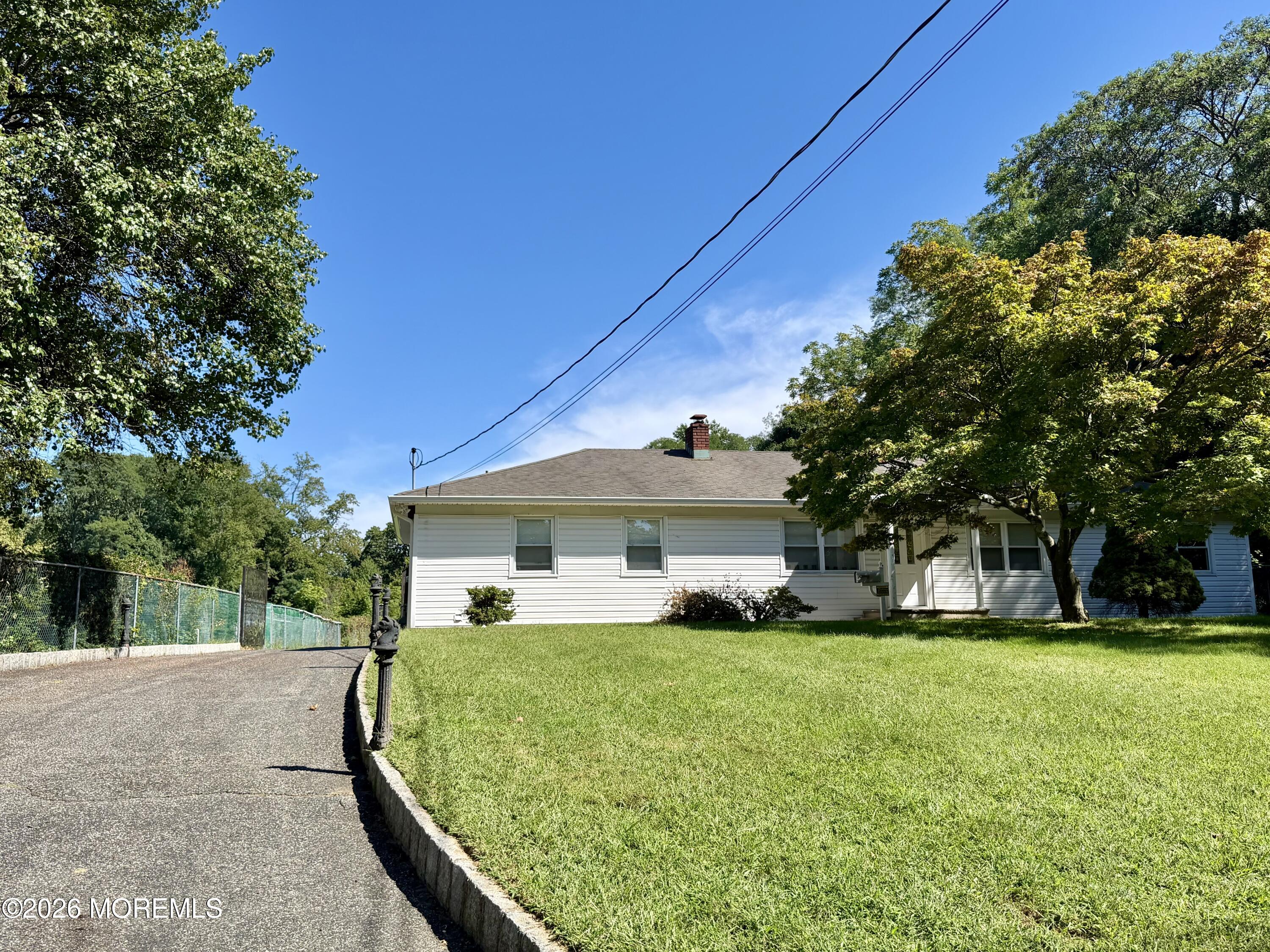 167 Kings Highway — photo