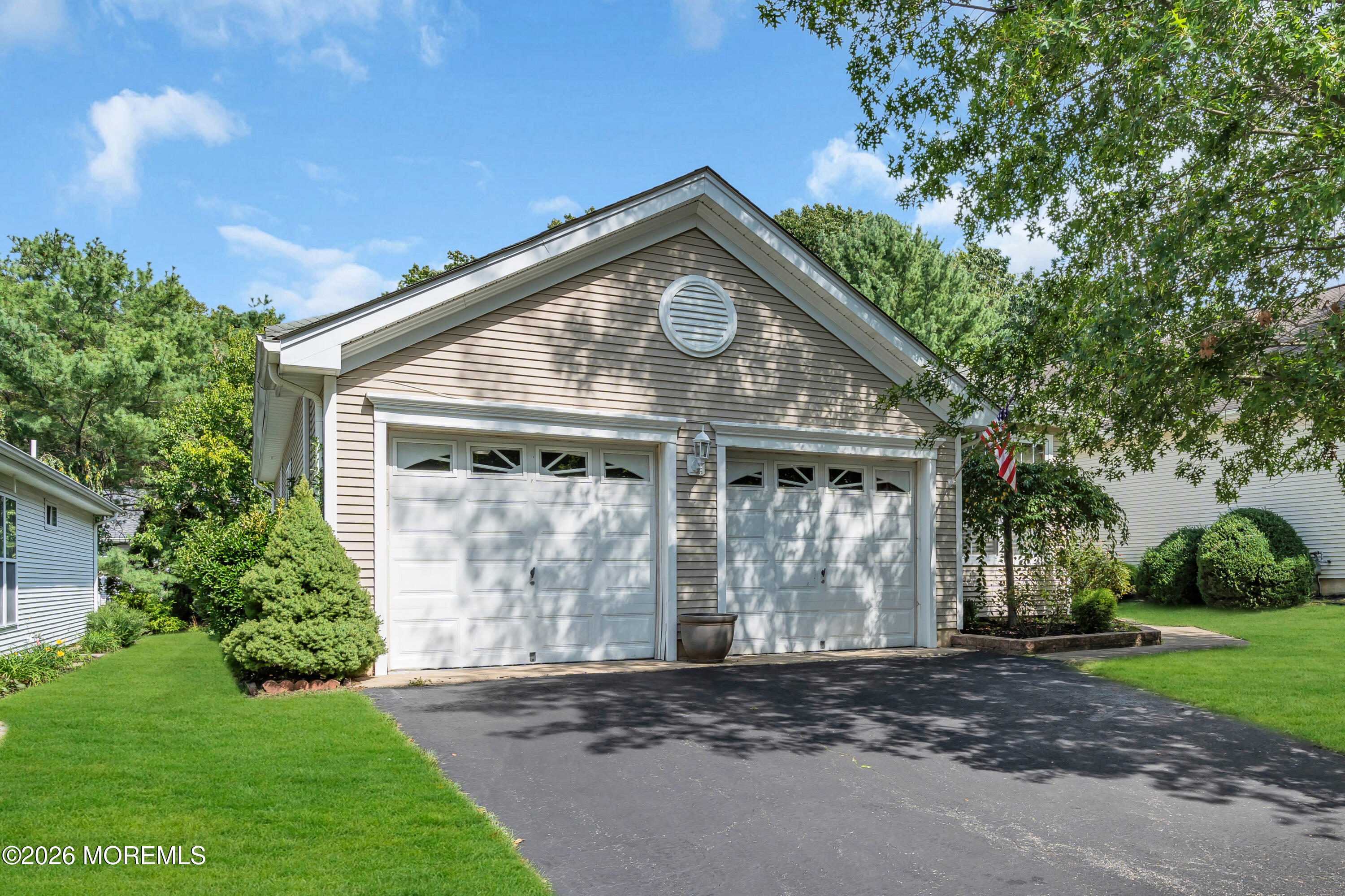 23 Summerwinds Drive — photo