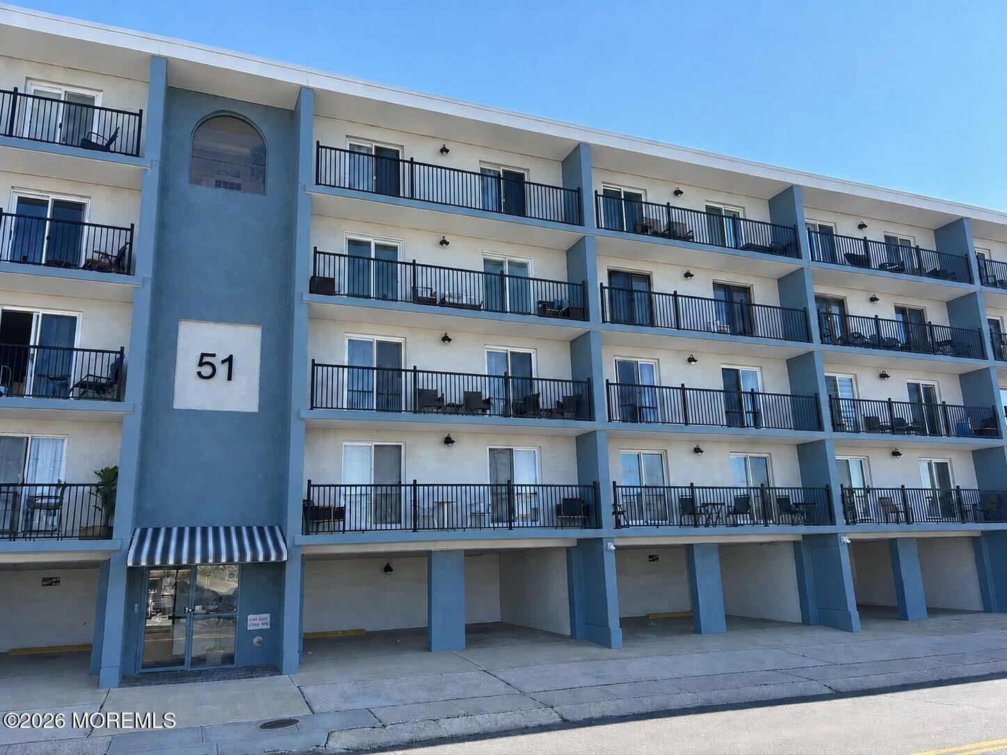 51 Hiering Avenue a10 — photo