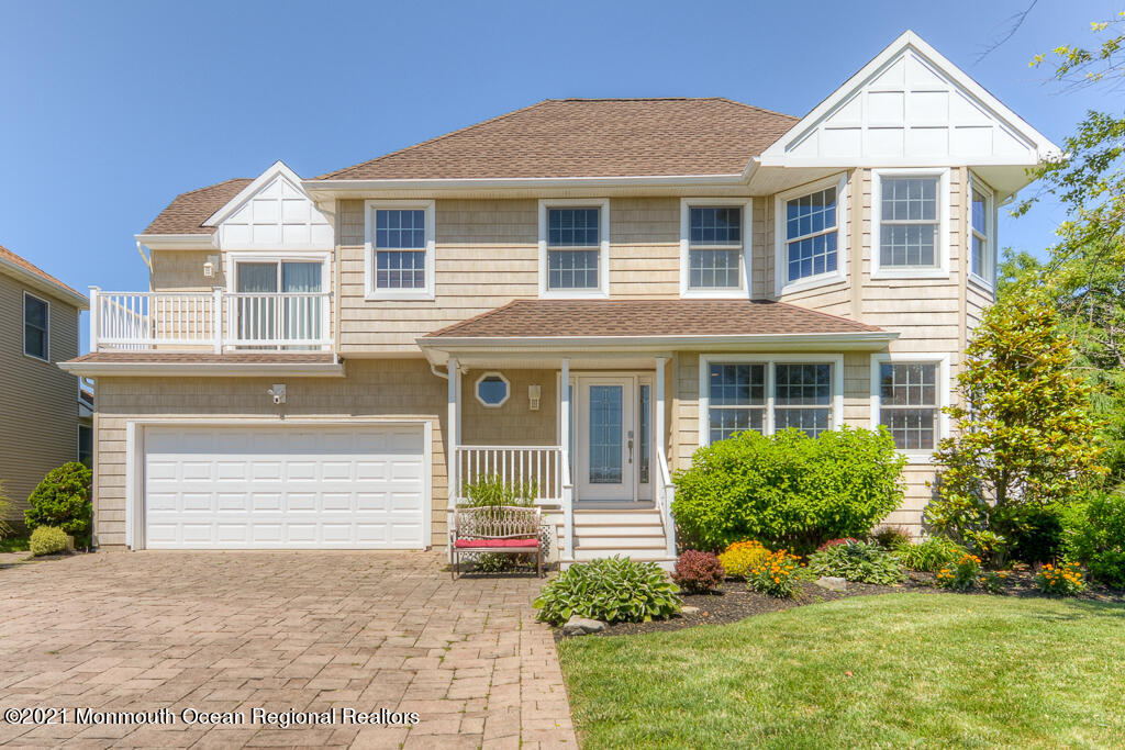 1603 Lake Avenue — photo