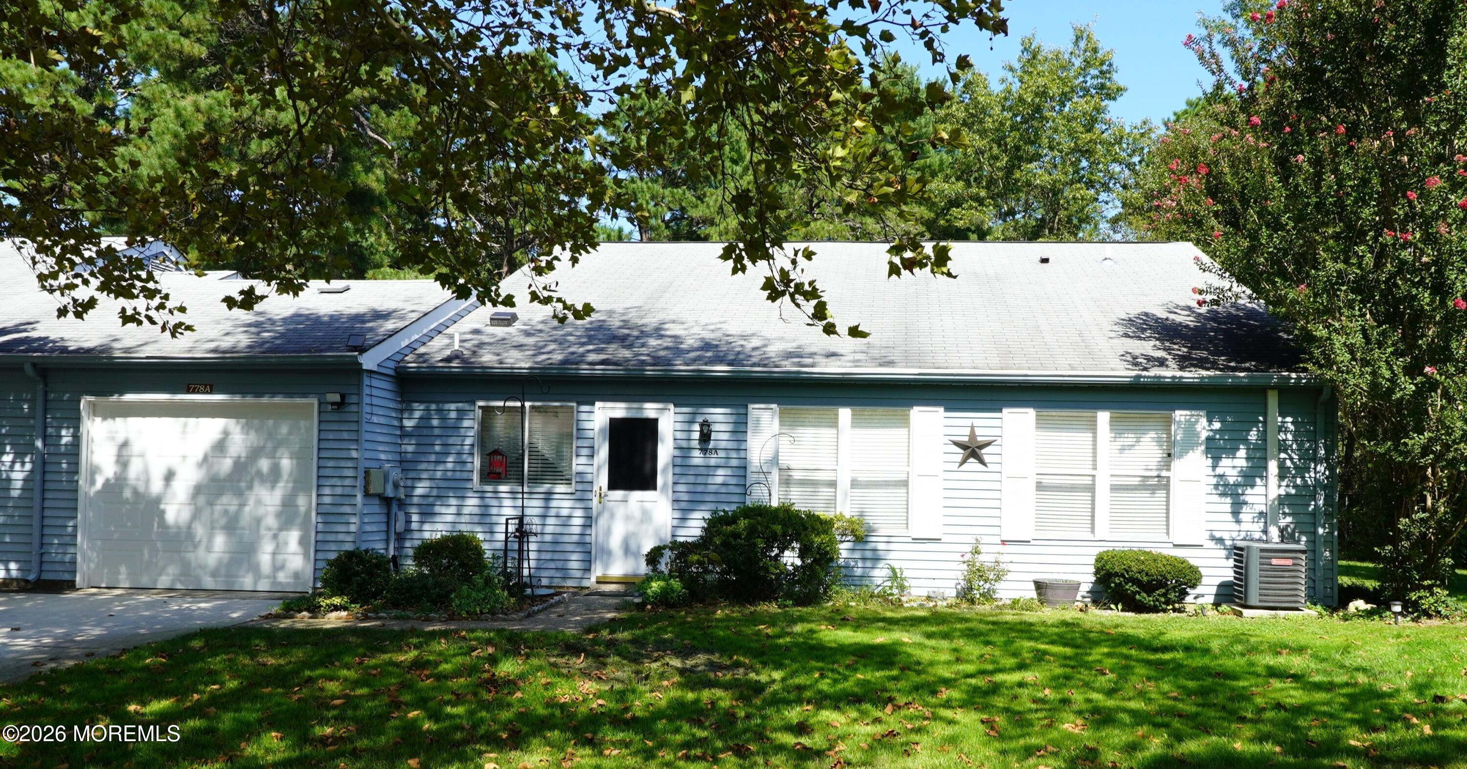 778A Liverpool Circle — photo