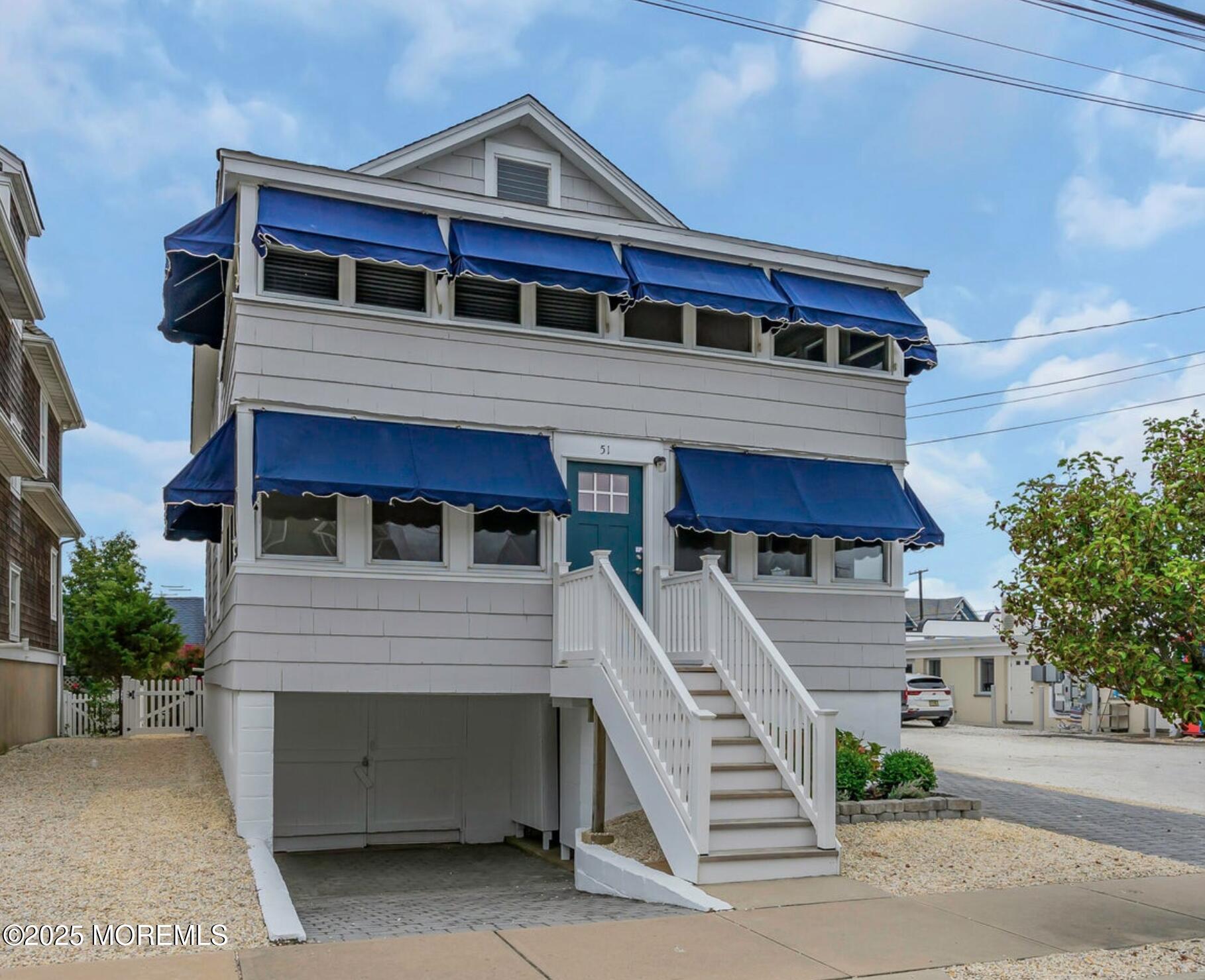 51 3rd Avenue B Winter Rental — photo