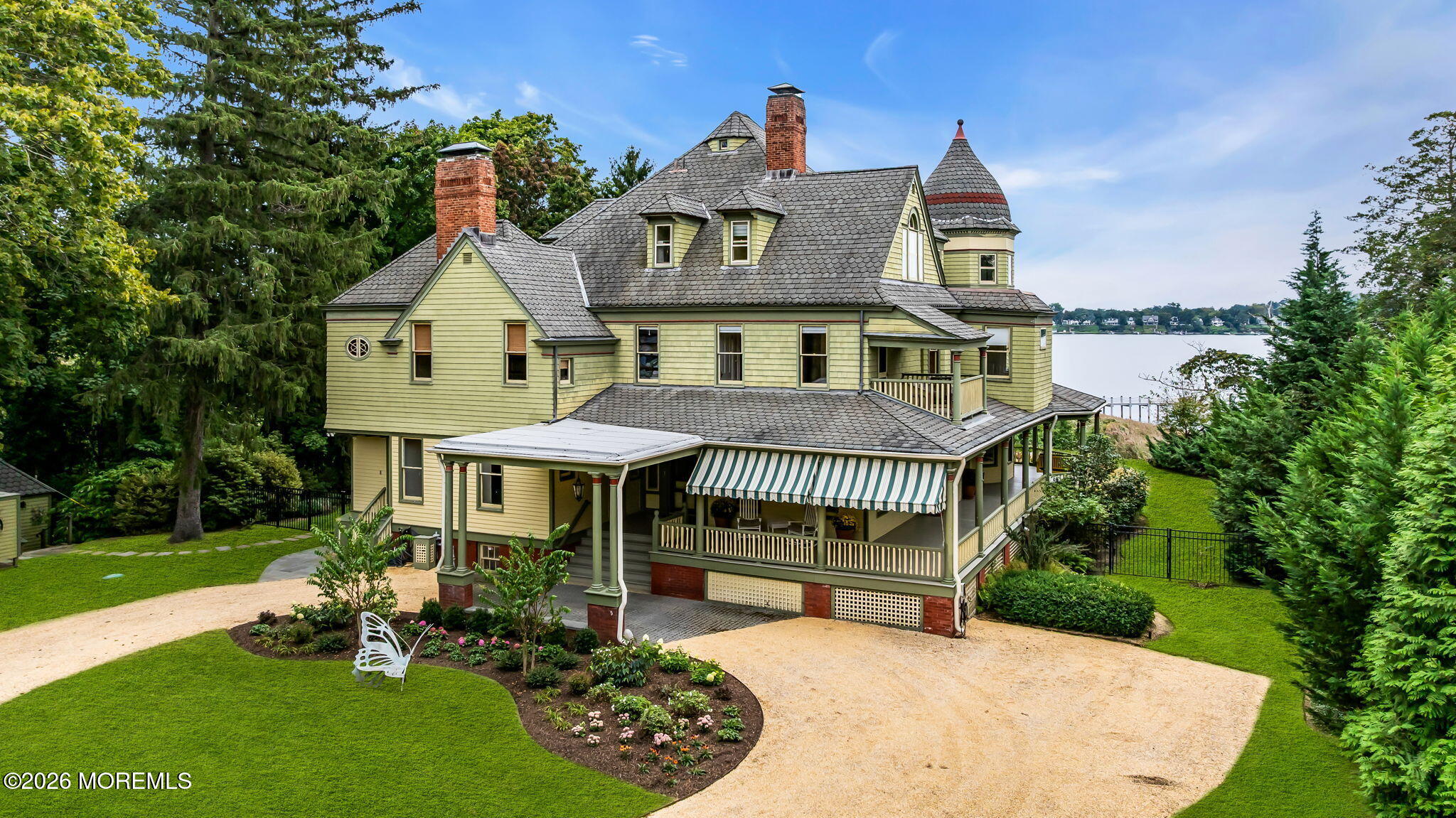 458 Navesink River Road — photo