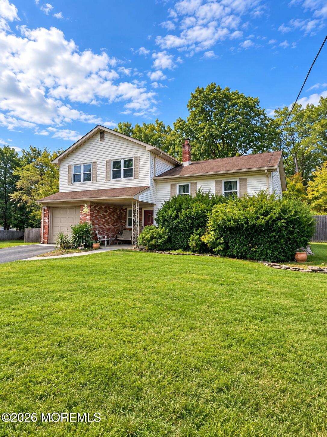 26 Chestnut Hill Road — photo