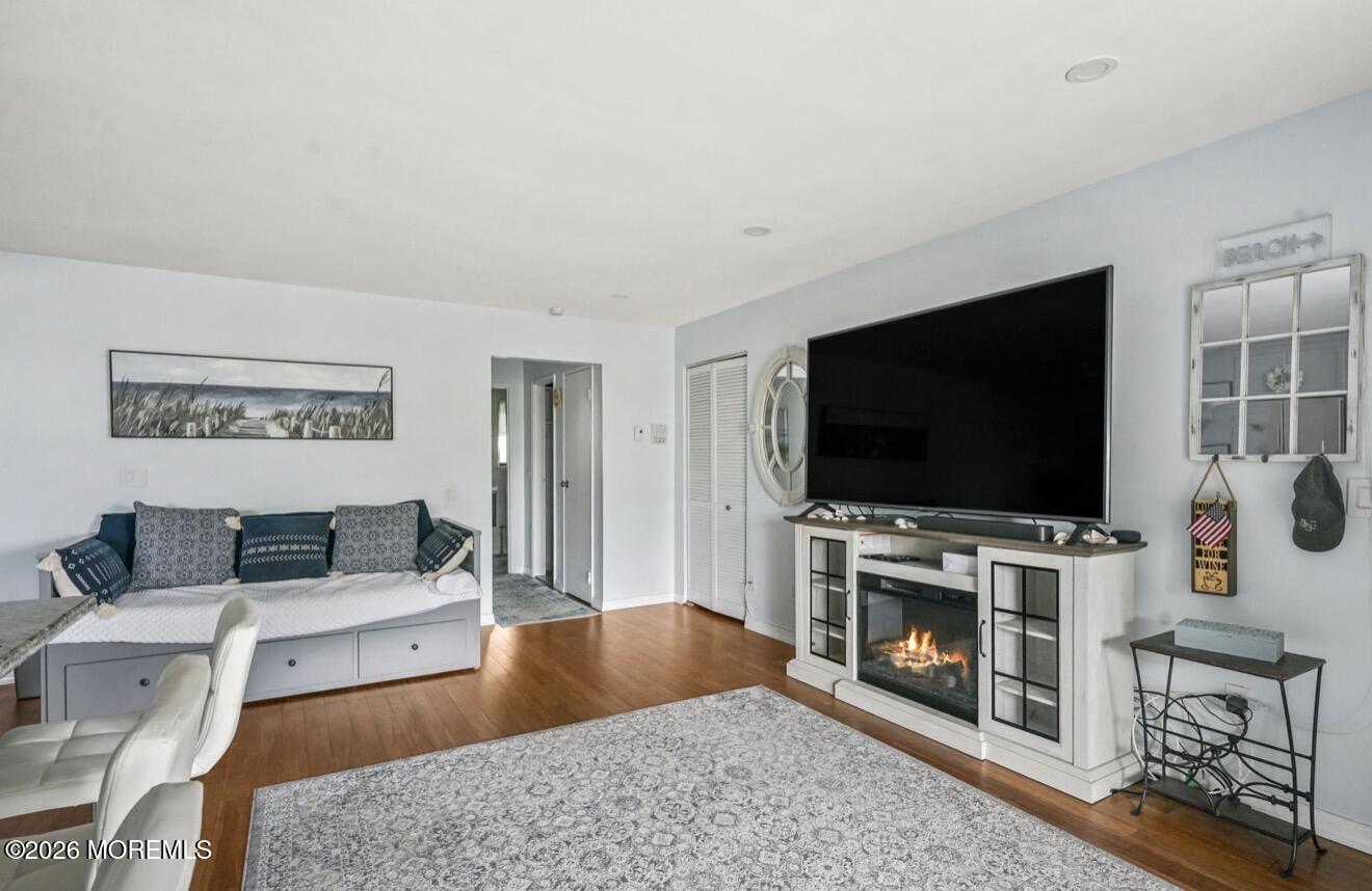 329 Shore Drive D14 — photo