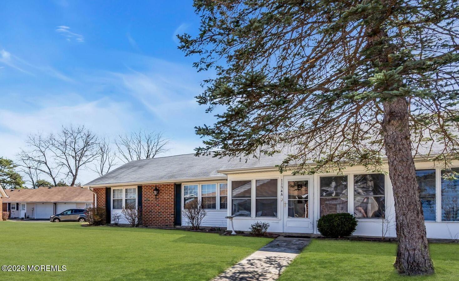 1134 a Argyll Circle — photo