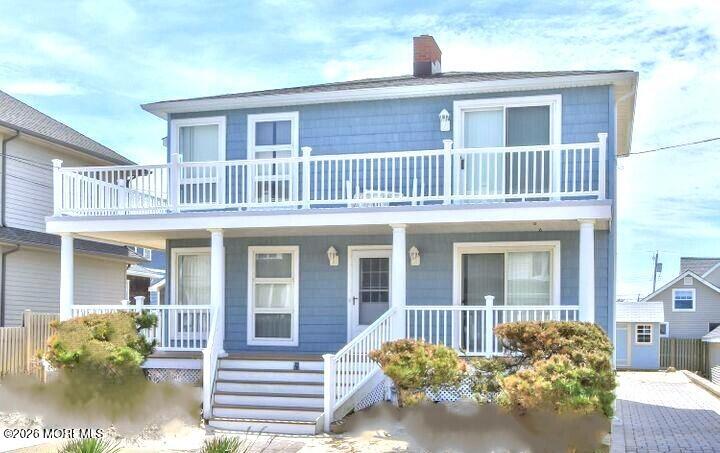 4 Camden Avenue Down — photo