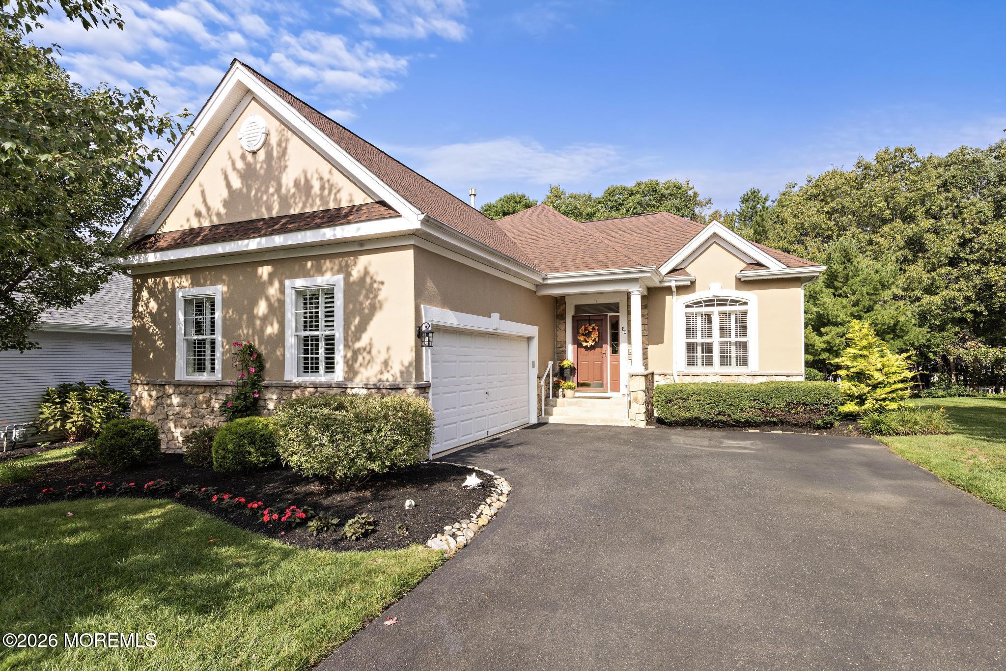 80 Golf View Drive — photo