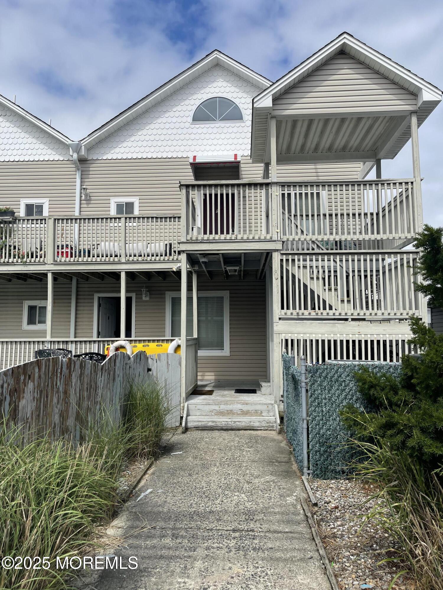 202 Carteret Avenue a2 — photo
