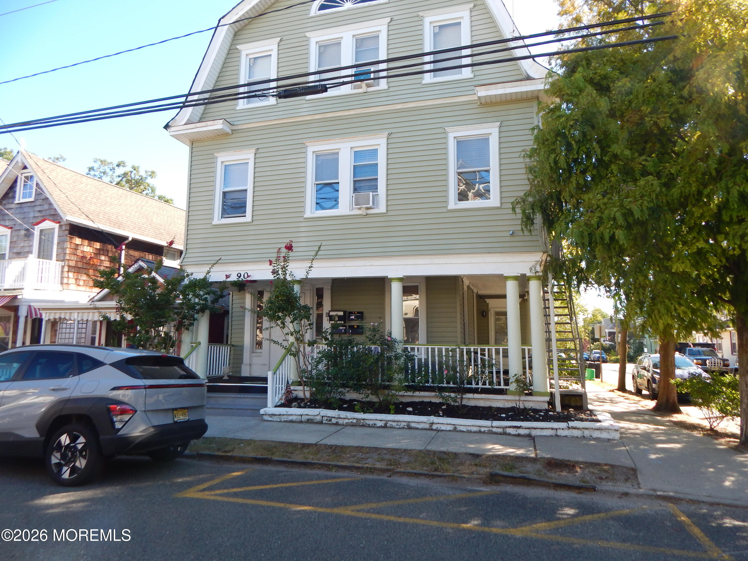 90 Mt Hermon Way 2 — photo