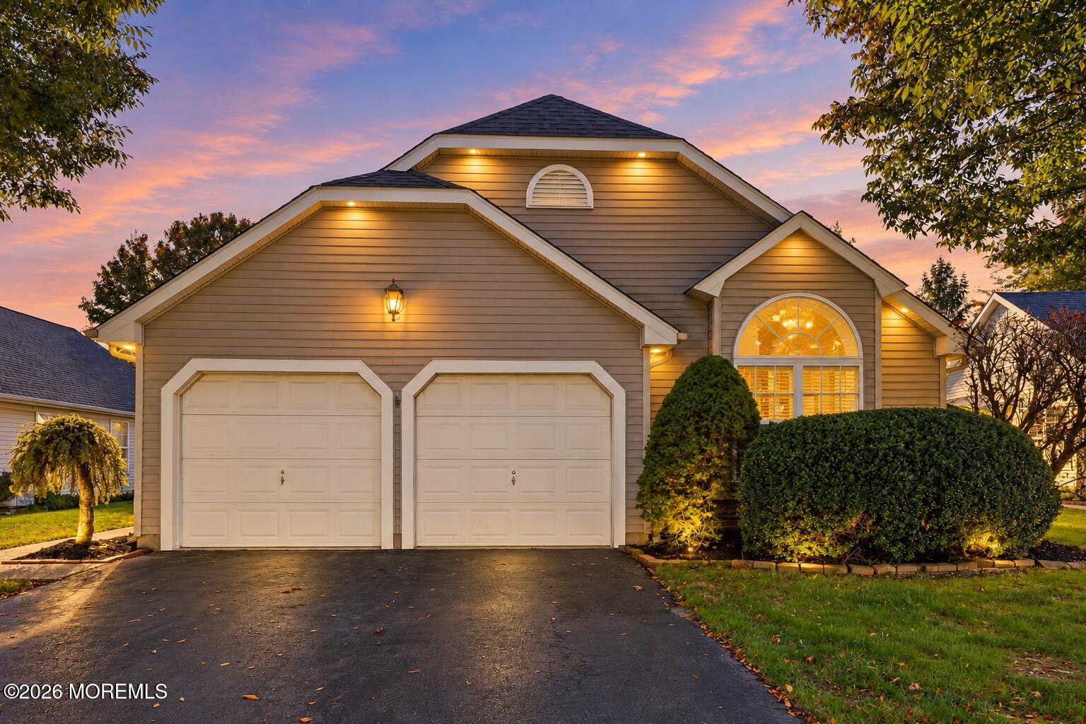 2976 Fieldcrest Lane — photo