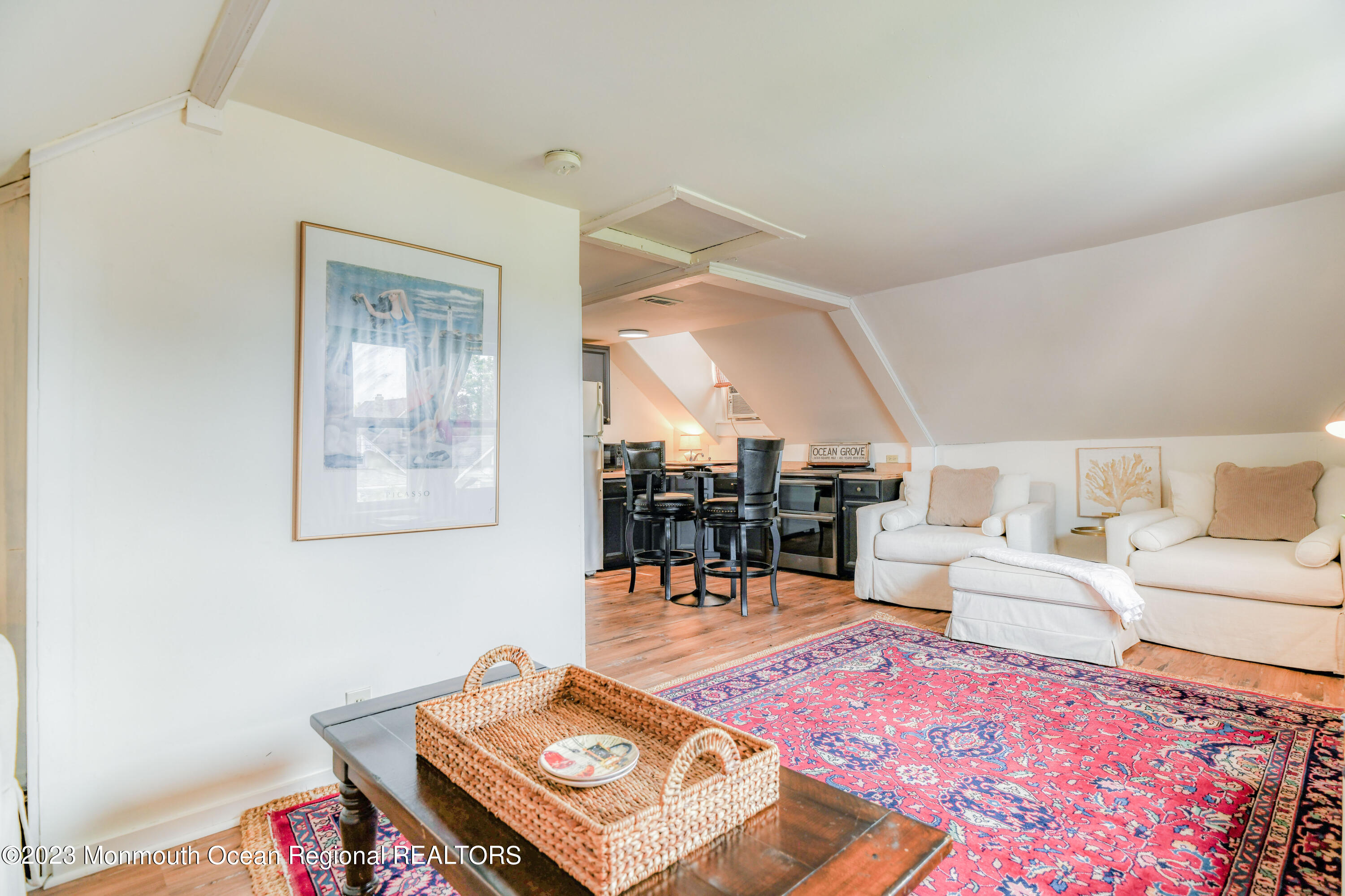 69 Embury Avenue -3rd Floor 3rd Floor — photo