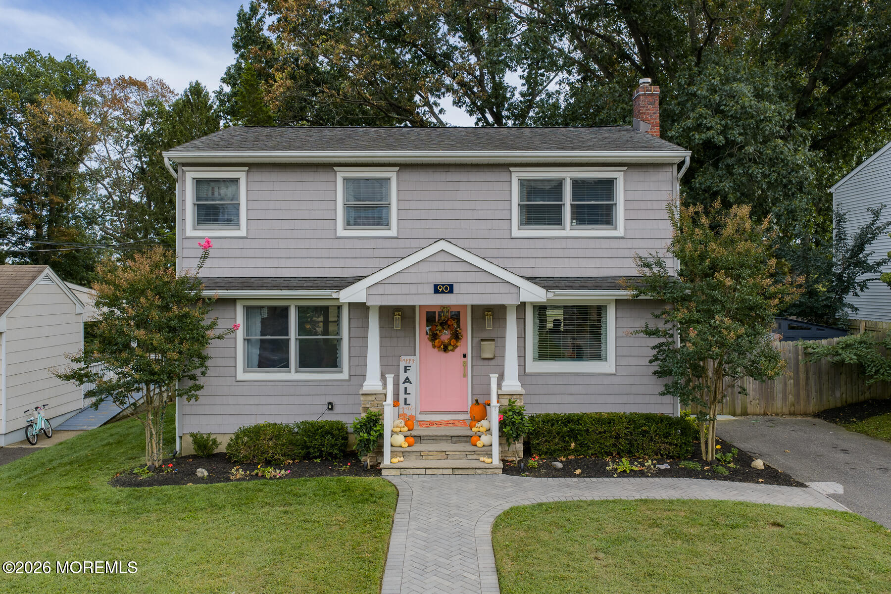 90 Hillside Street — photo