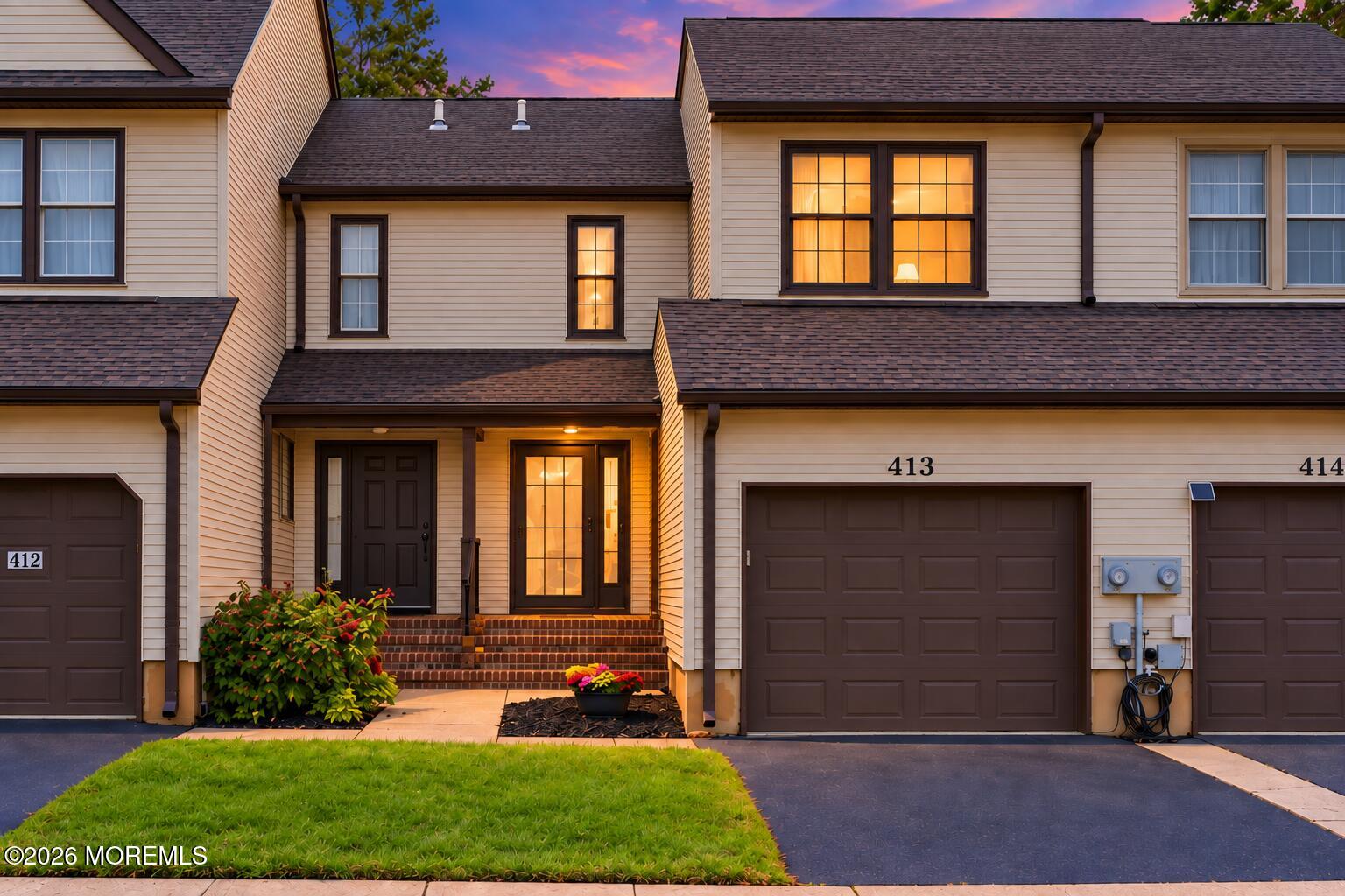 413 Oak Knoll Drive — photo