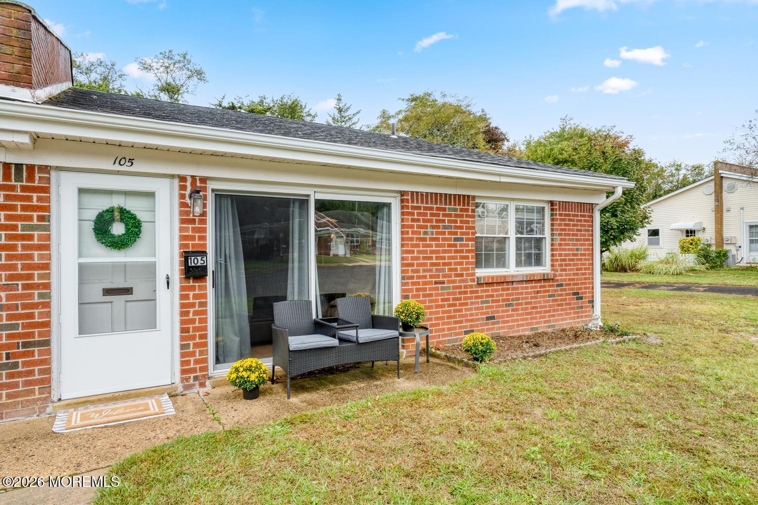 105 Waterfront Drive — photo