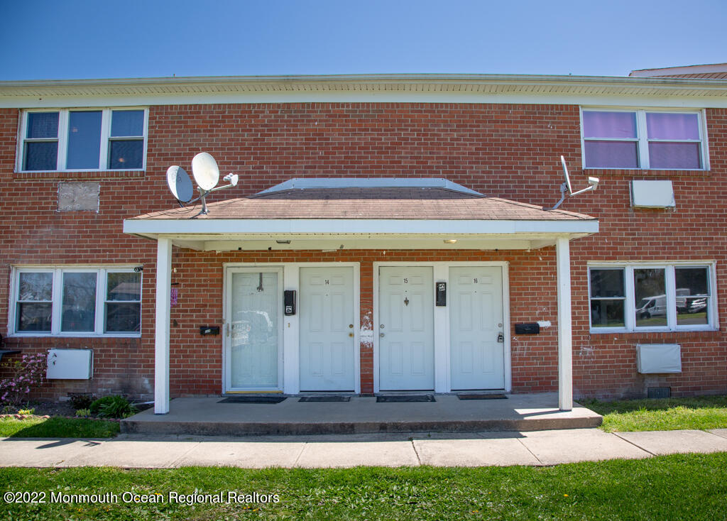 65 Steiner Avenue Apt 24 — photo