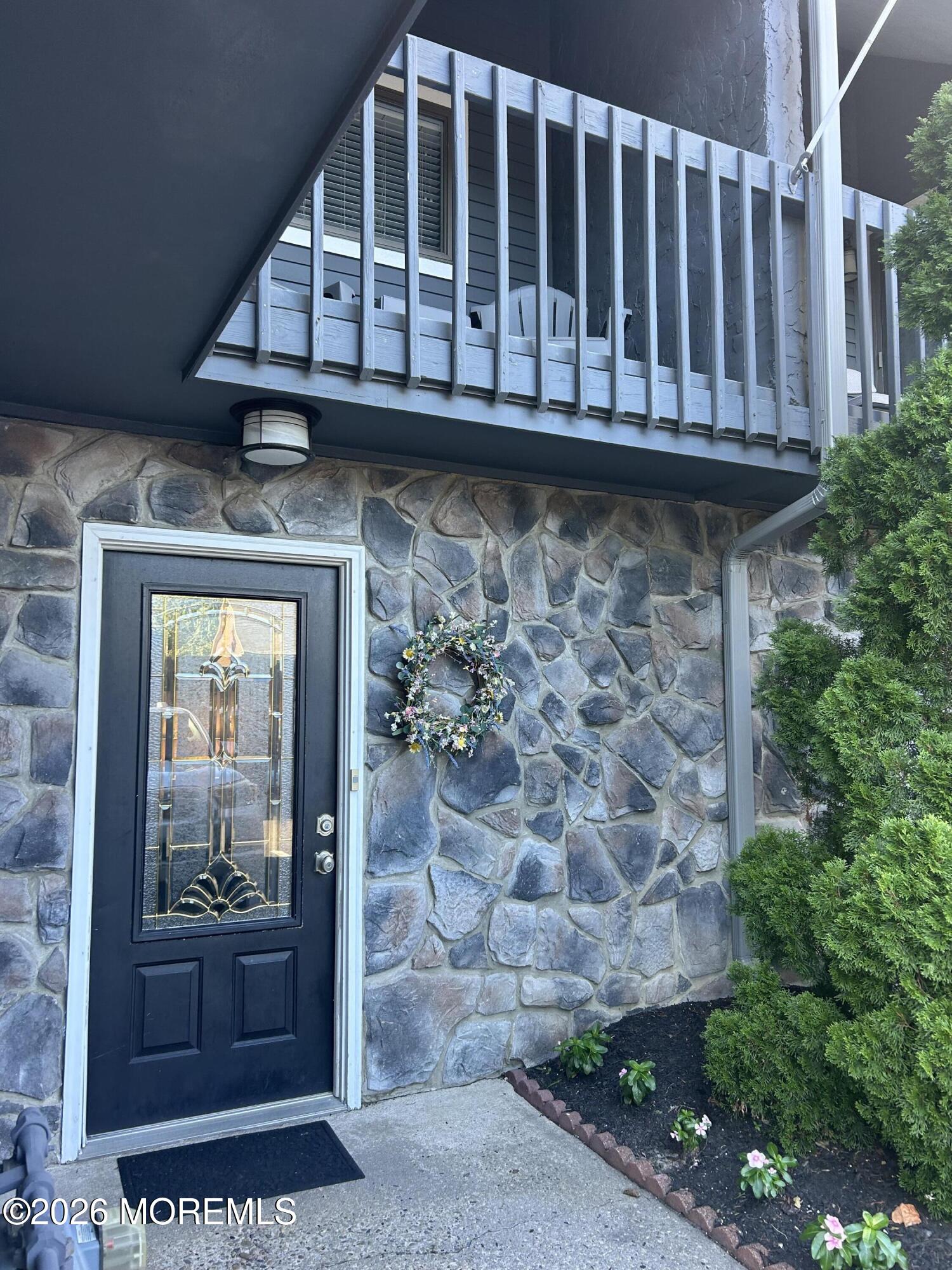 14 Devon Court — photo