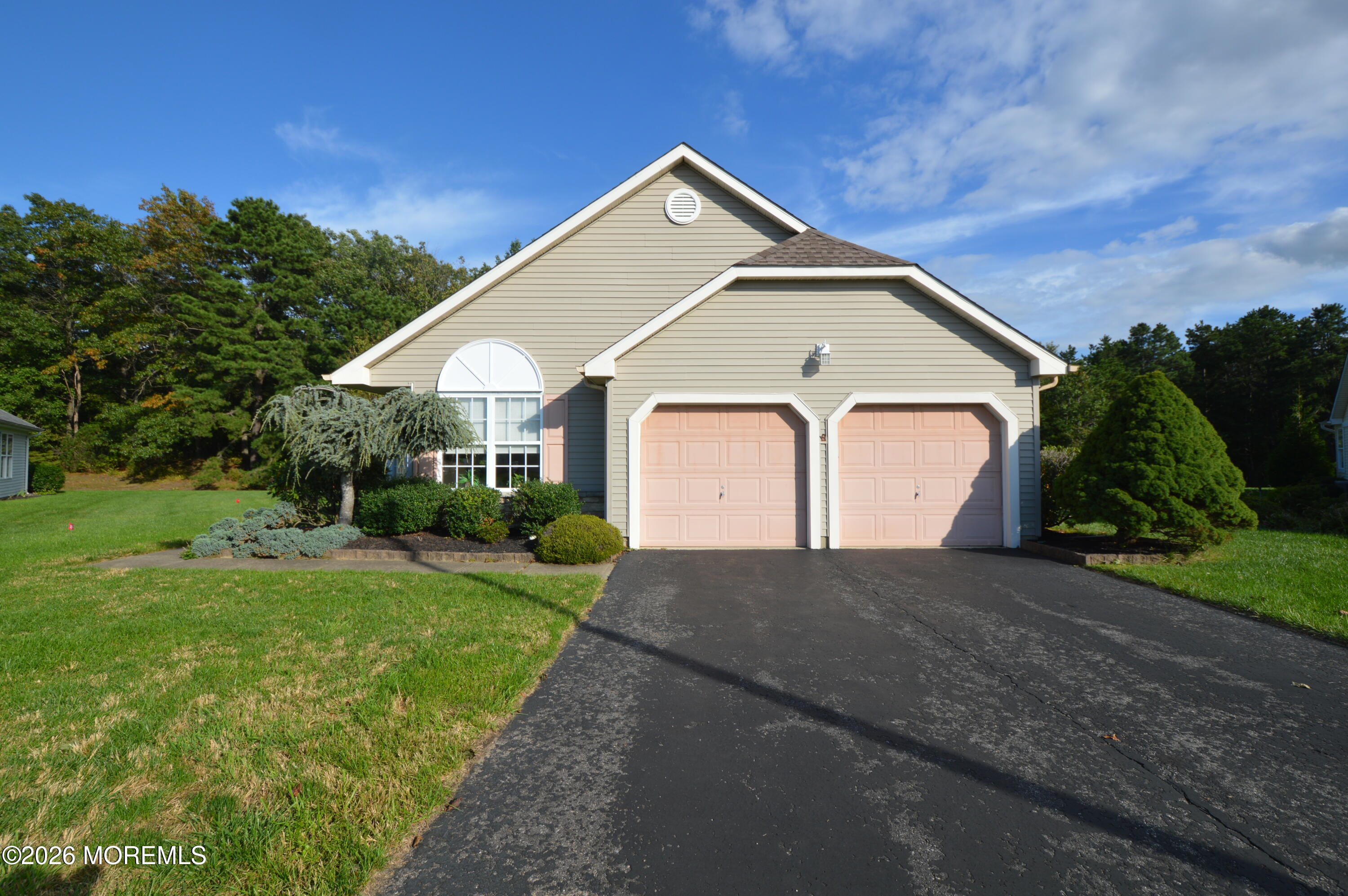 2294 Logan Court — photo