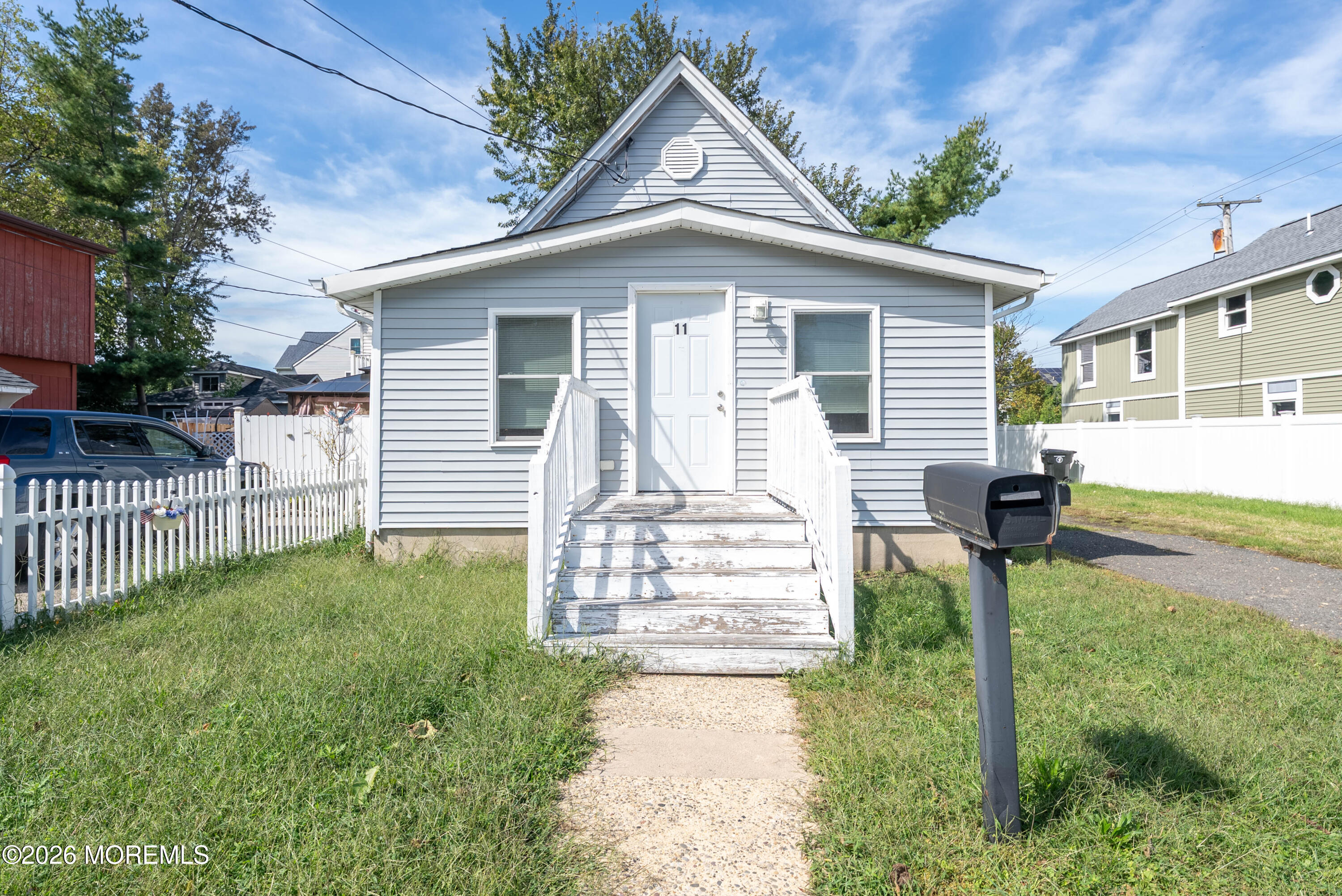 11 Bray Avenue — photo