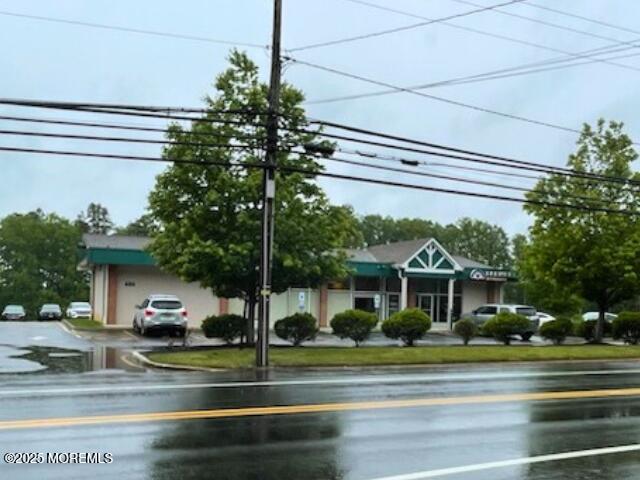 495 W Veterans Highway — photo