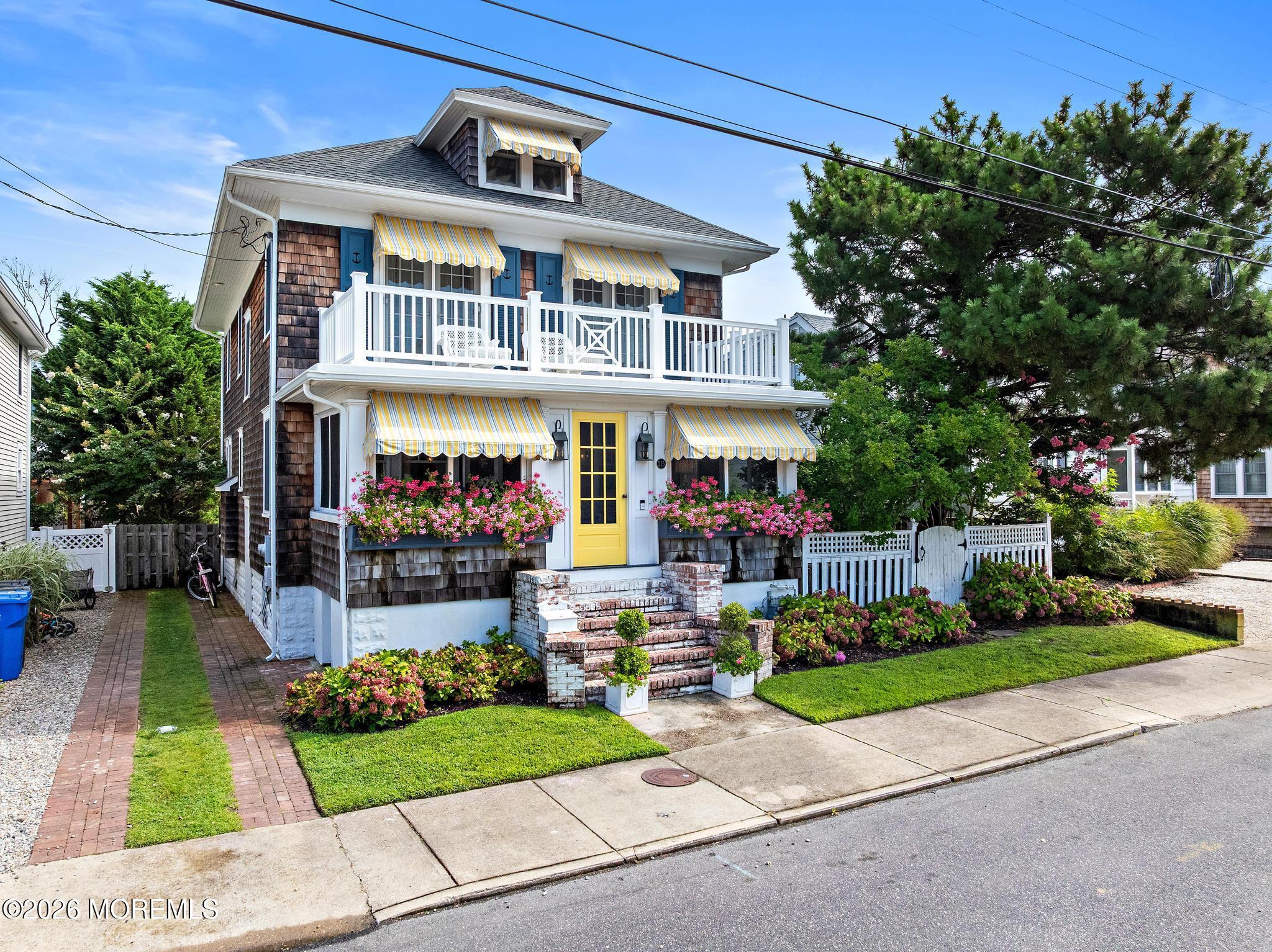 215 Ocean Street — photo