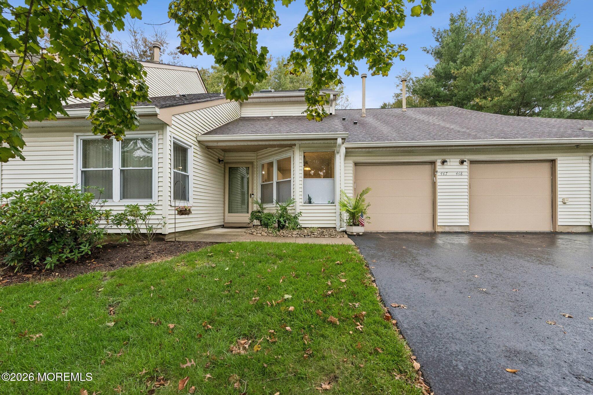 447 Bayberry Court — photo