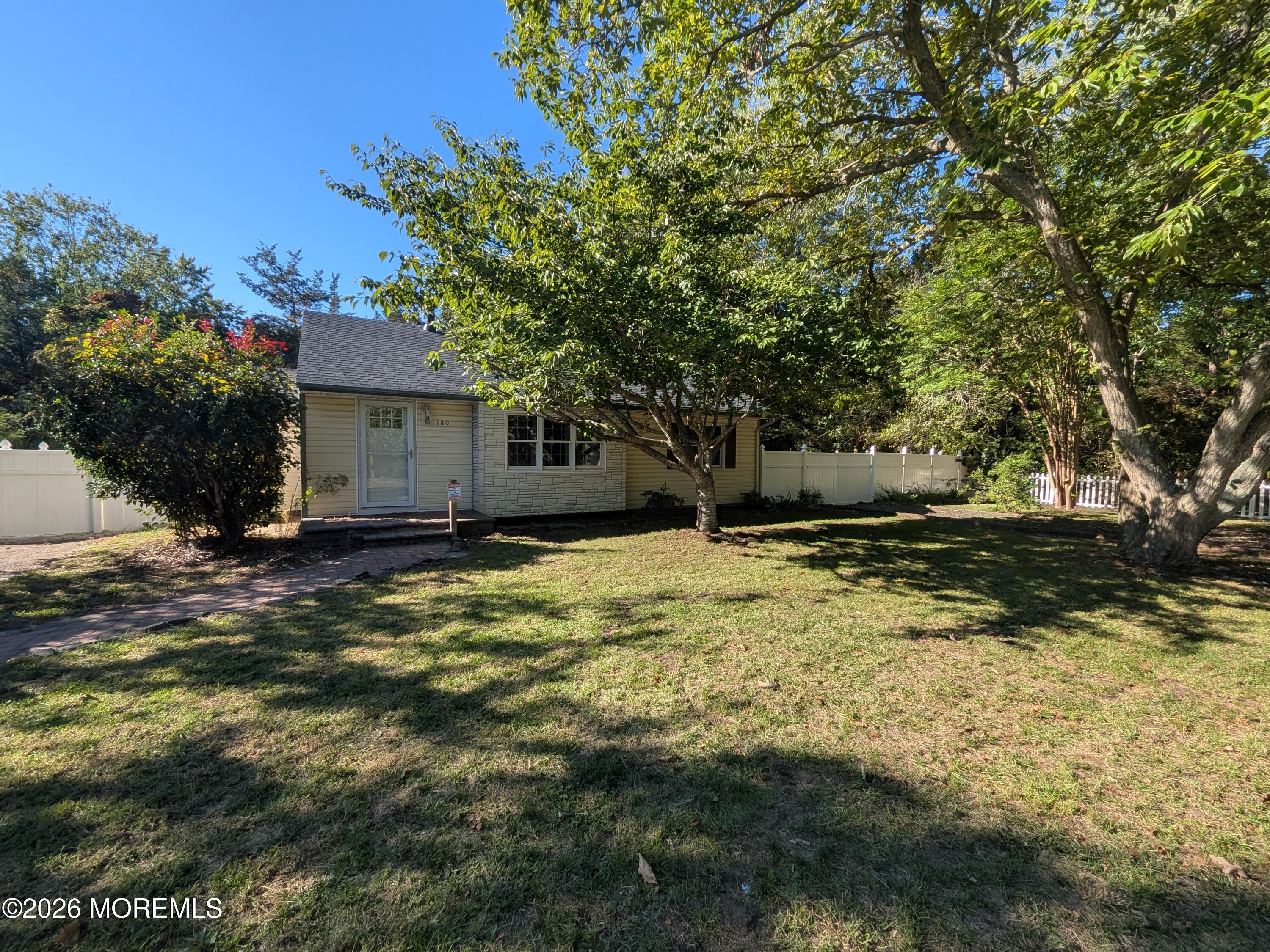 180 Giffordtown Lane — photo
