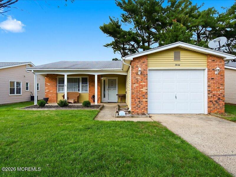 30 Courtshire Drive — photo