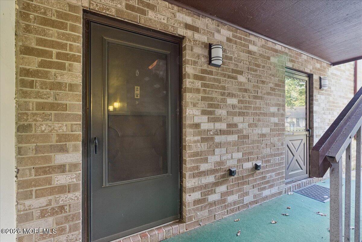 127 Amberly Drive Unit D — photo
