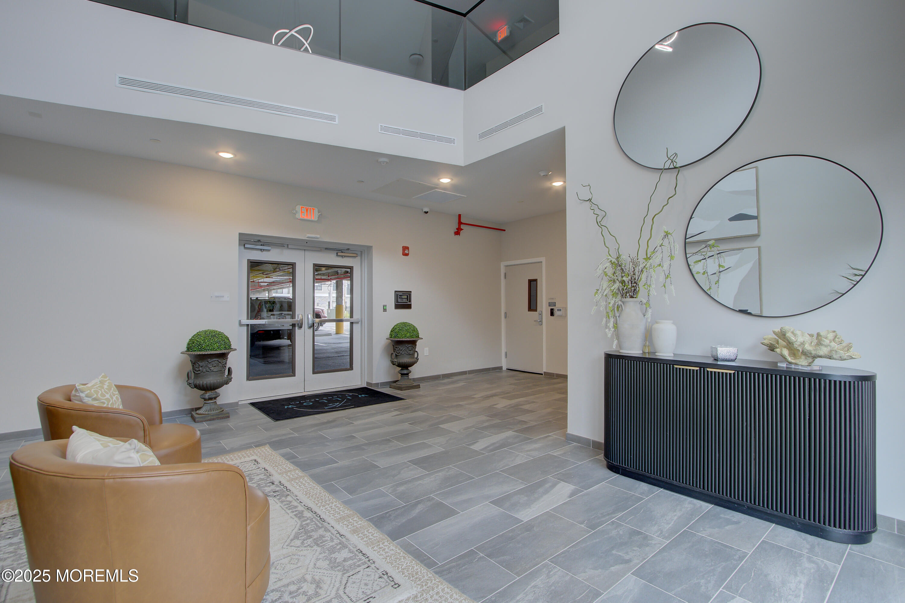 258 Morris Avenue Unit 213 — photo