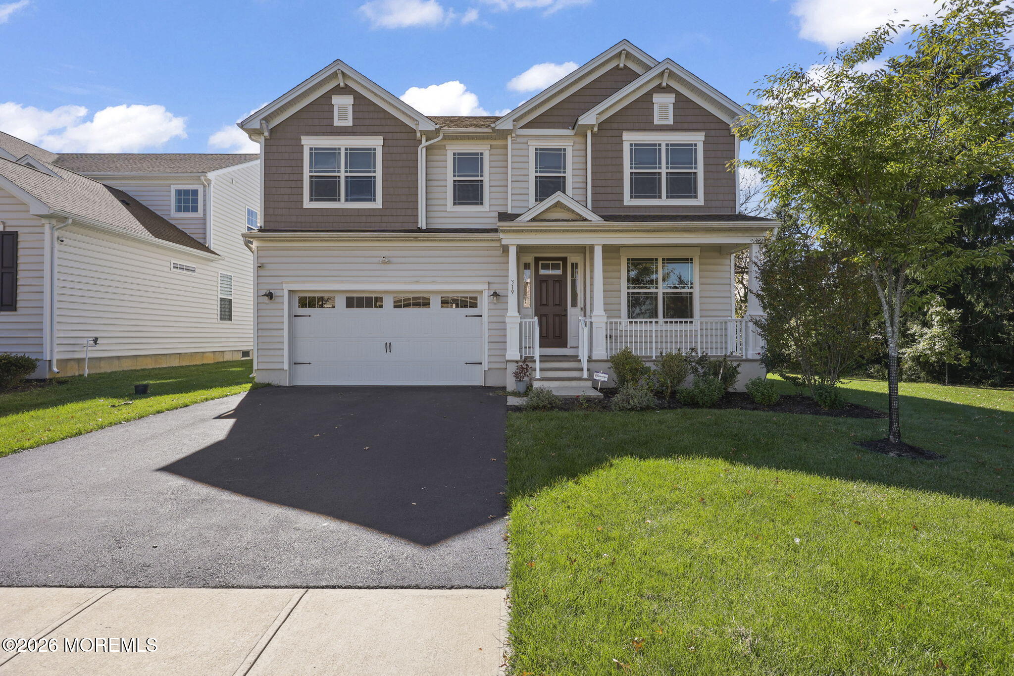 319 Tulip Court — photo
