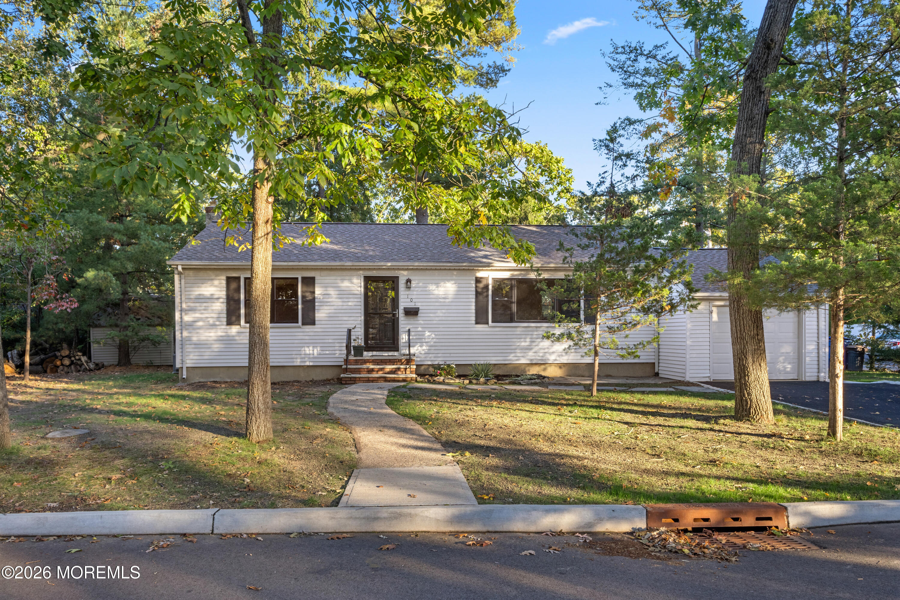 101 Lettau Drive — photo